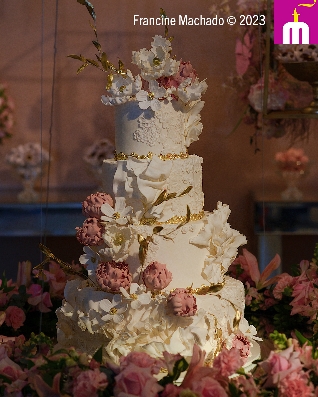 Francine Machado – Cake & Design – Bolos e Doces – Bolo de Casamento com 4 andares – Espaço LeSix – Jacareí, SP