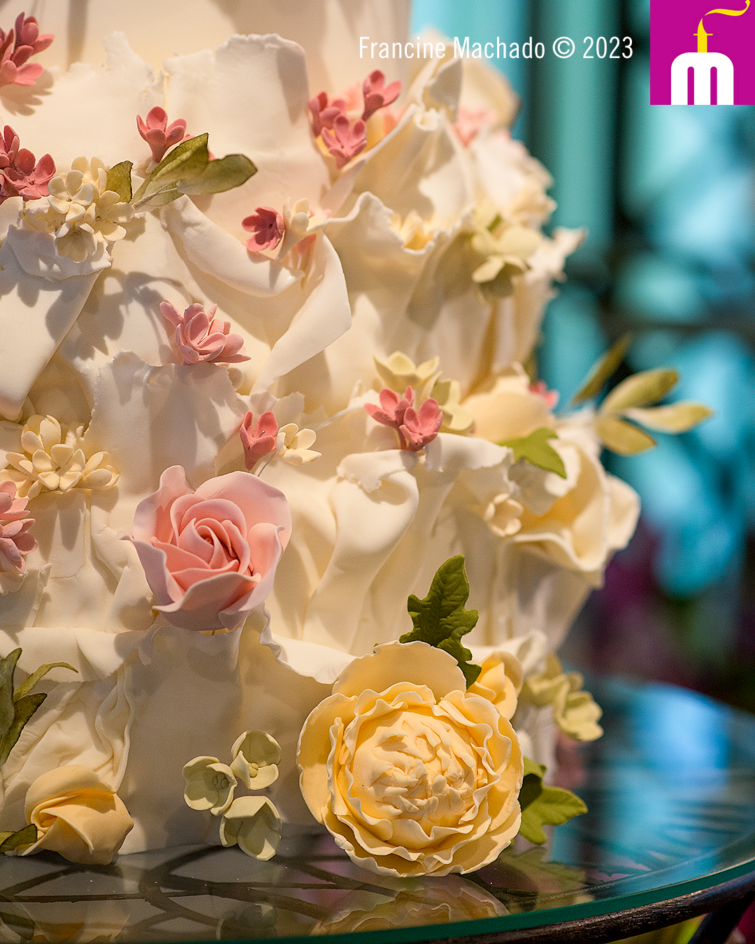 Francine Machado – Cake & Design – Bolos e Doces – Casamento no Espaço LeSix em Jacareí, SP.