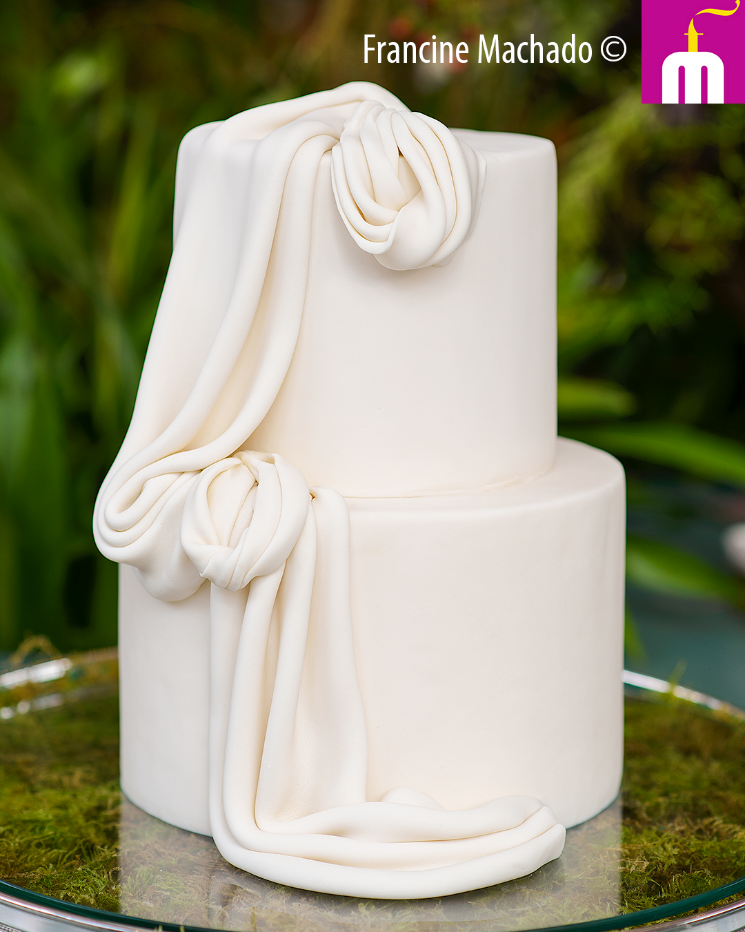 Francine Machado – Cake & Design – Bolos e Doces – Bolo de casamento com 2 andares – Hotel Ort, Campos do Jordão, SP