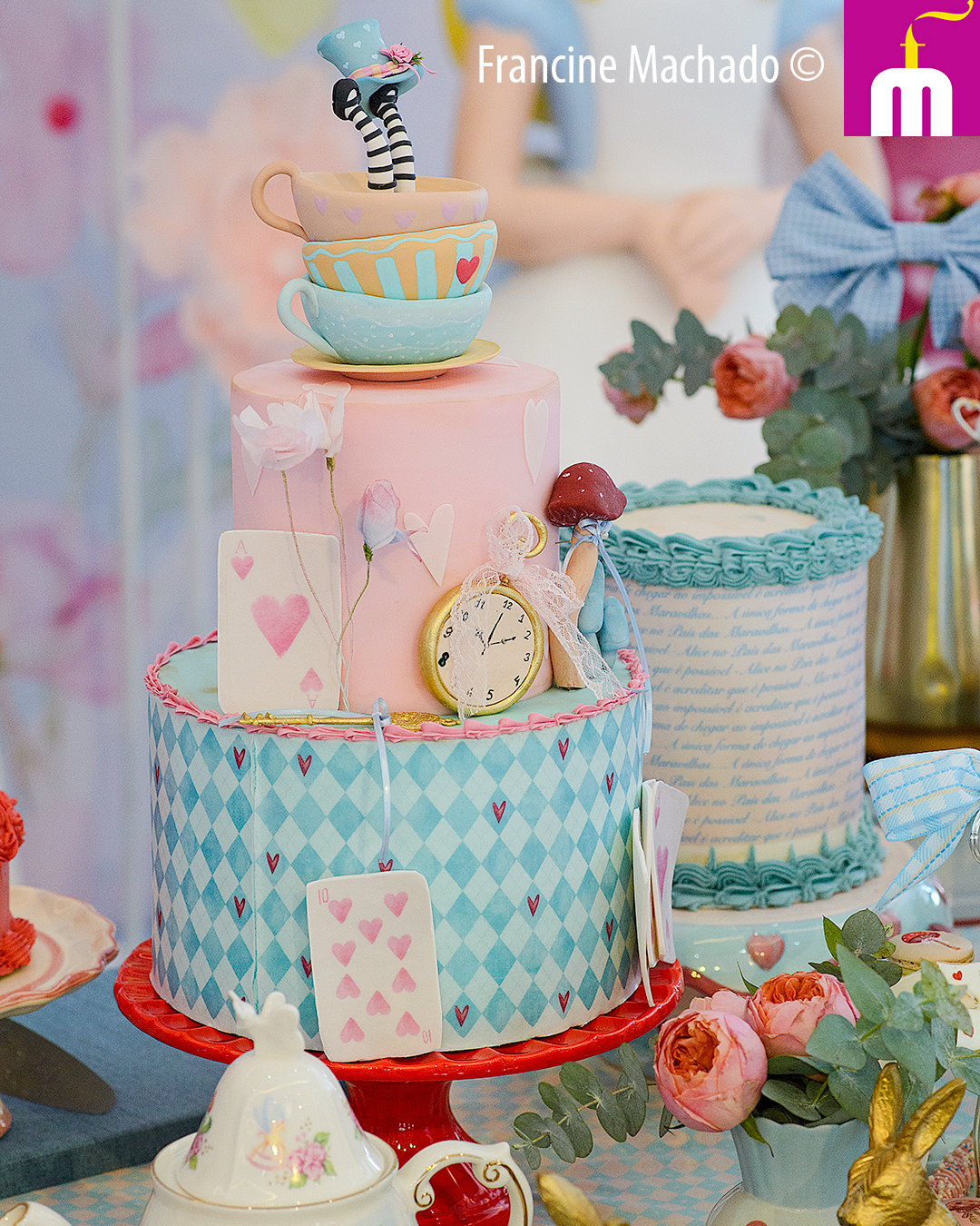 Francine Machado – Cake & Design – Bolos e Doces – Alice no País das Maravilhas – Spazio Golf – São José dos Campos, SP