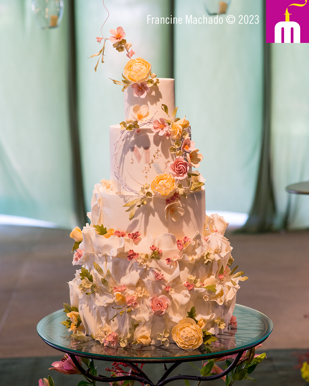 Francine Machado – Cake & Design – Bolos e Doces – Casamento no Espaço LeSix em Jacareí, SP.