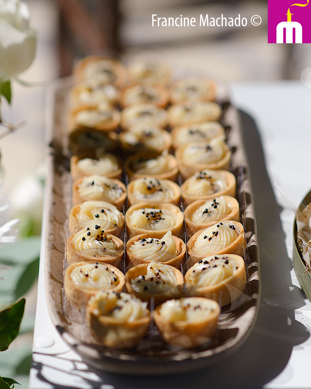 Francine Machado – Cake & Design – Bolos e Doces – Bolo de Casamento 2 andares – Espaço Lagoon