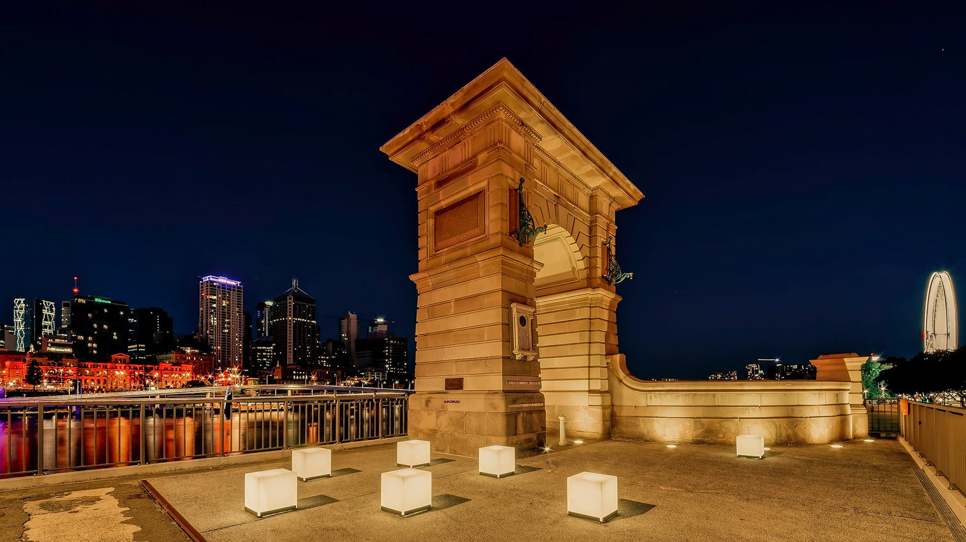 Victoria Bridge Pylon