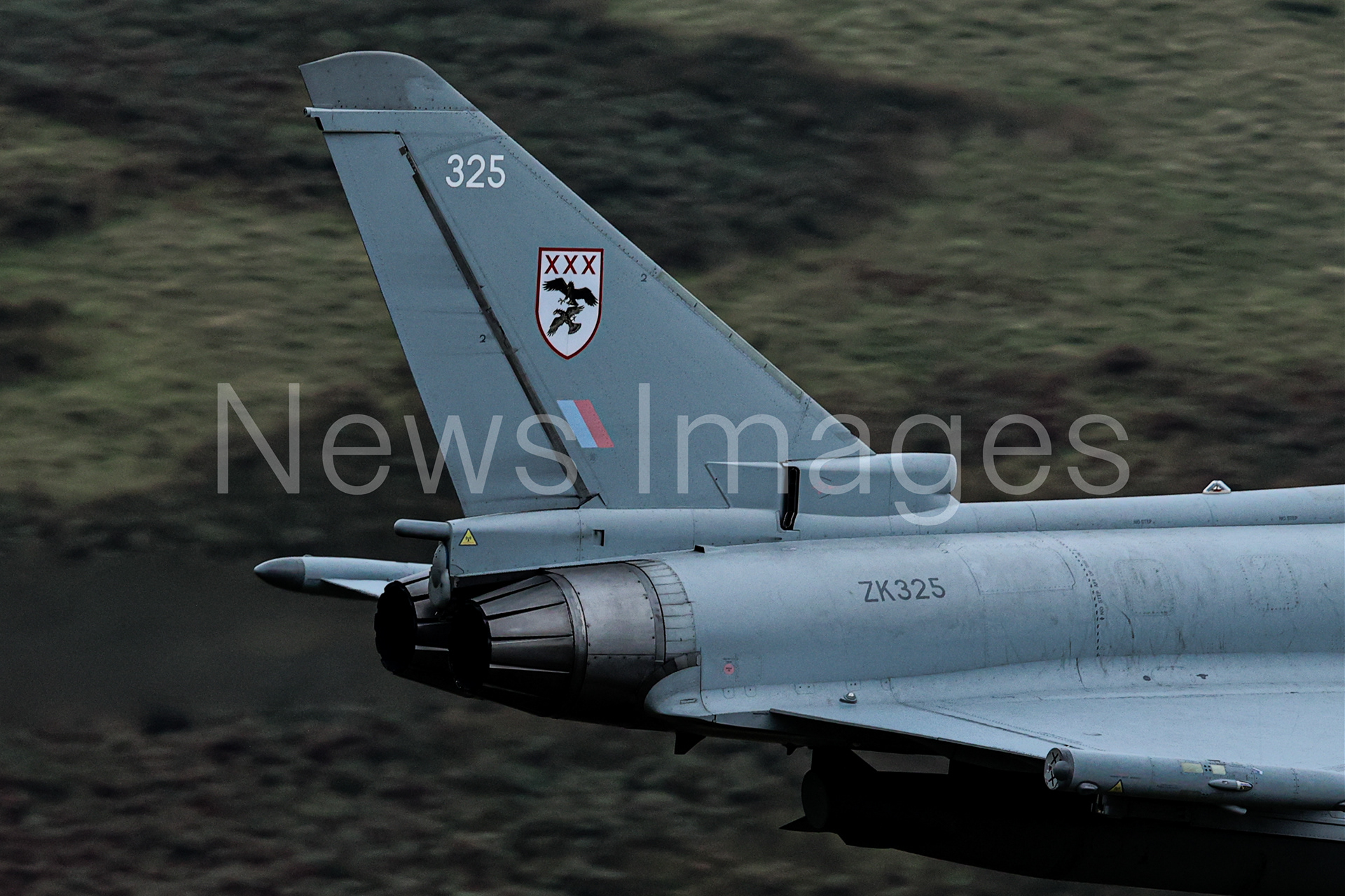 RH01 Eurofighter Typhoon flies low level through Mach Loop