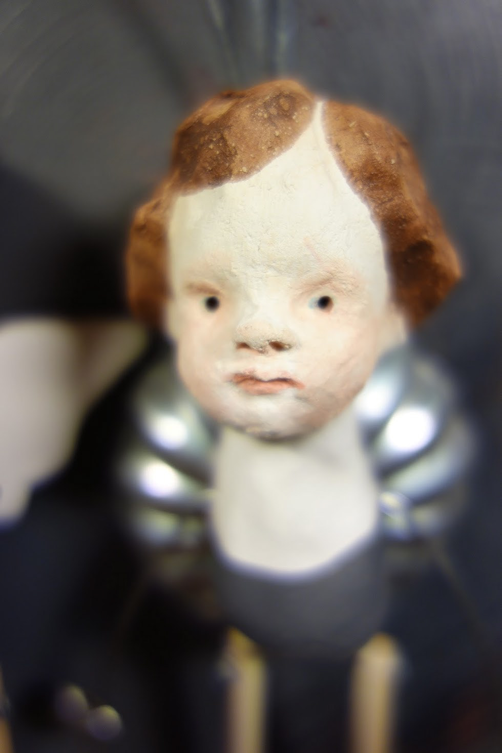 Mixed media; keramikk, kakeform, spisepinner