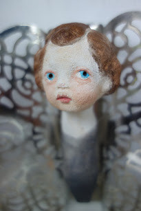 Mixed media; keramik og serviettholder i plett