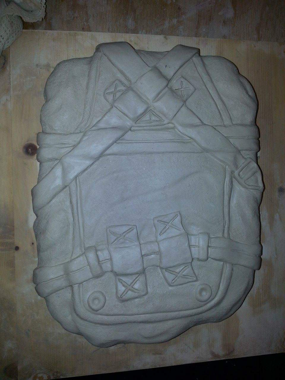 Sculpting clay plug to make a mold