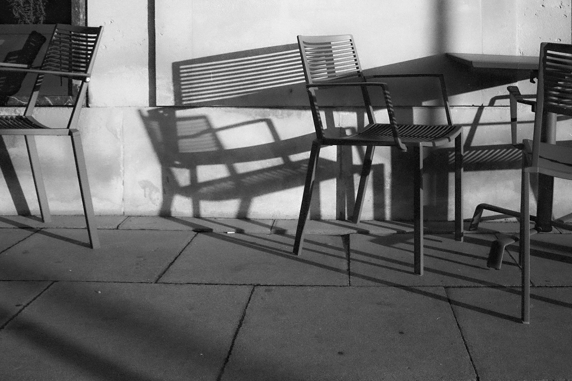 shadows 32