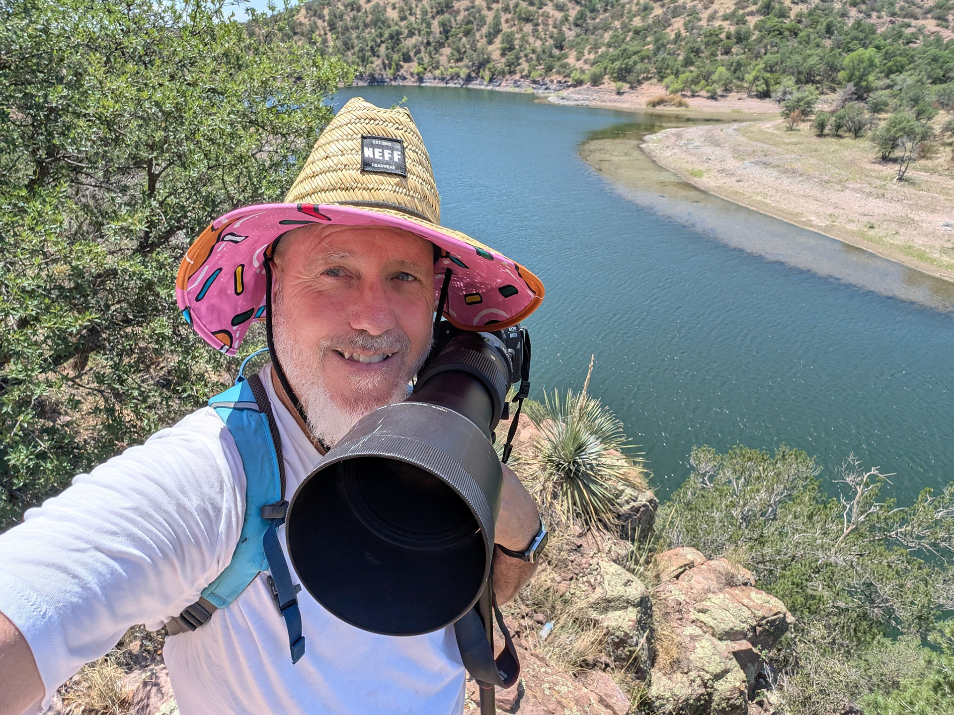 With my big lens and big hat at Parker Canyon Lake