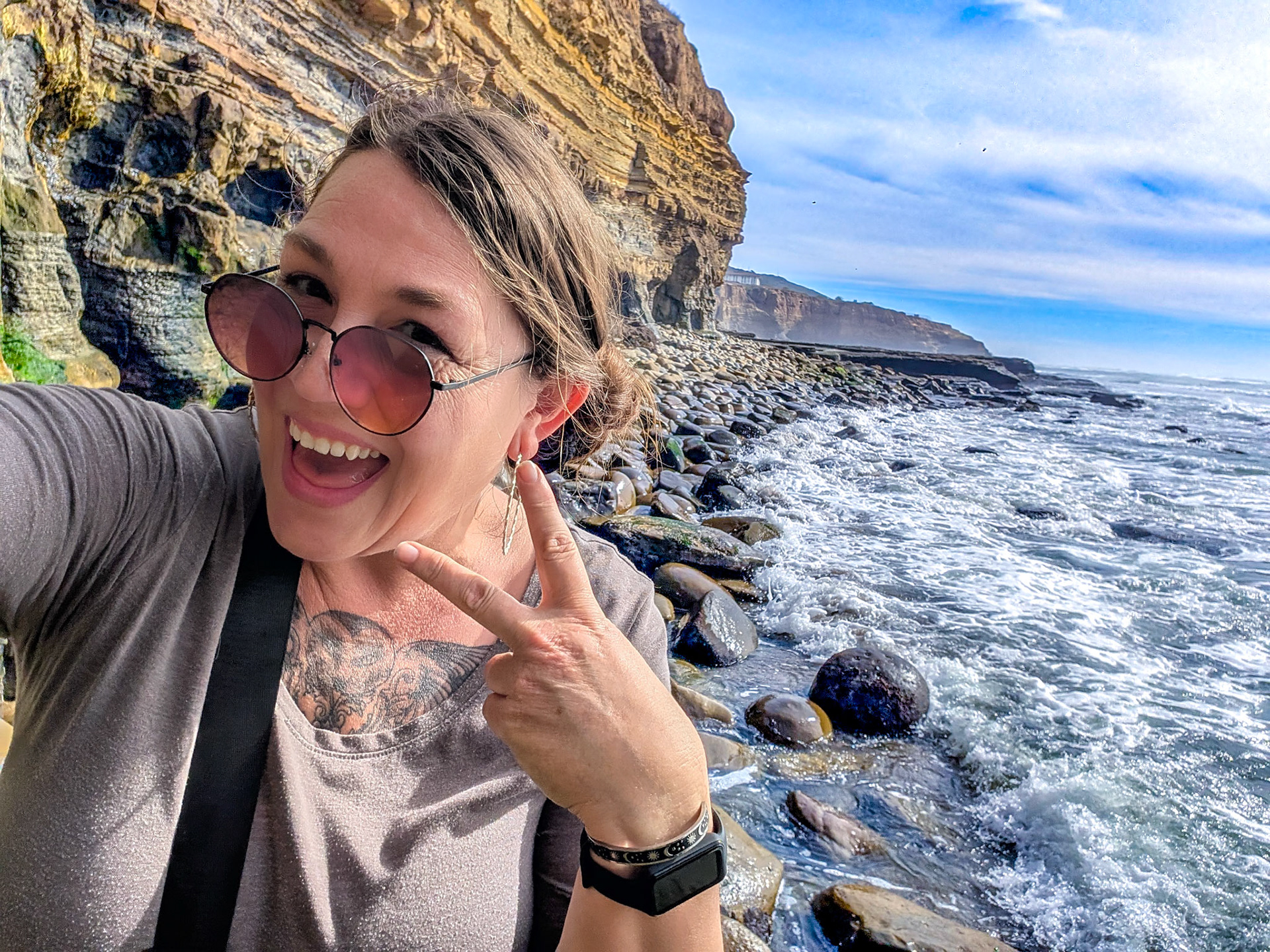 Woops, it looks like one of Kelly's selfies slipped into my gallery. Nice Ocean view though!