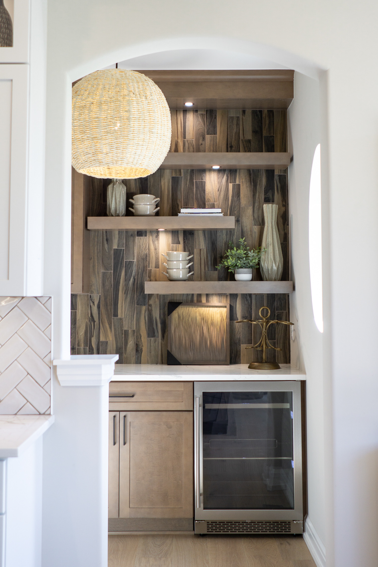 Brand Imagery - Arterra Realty