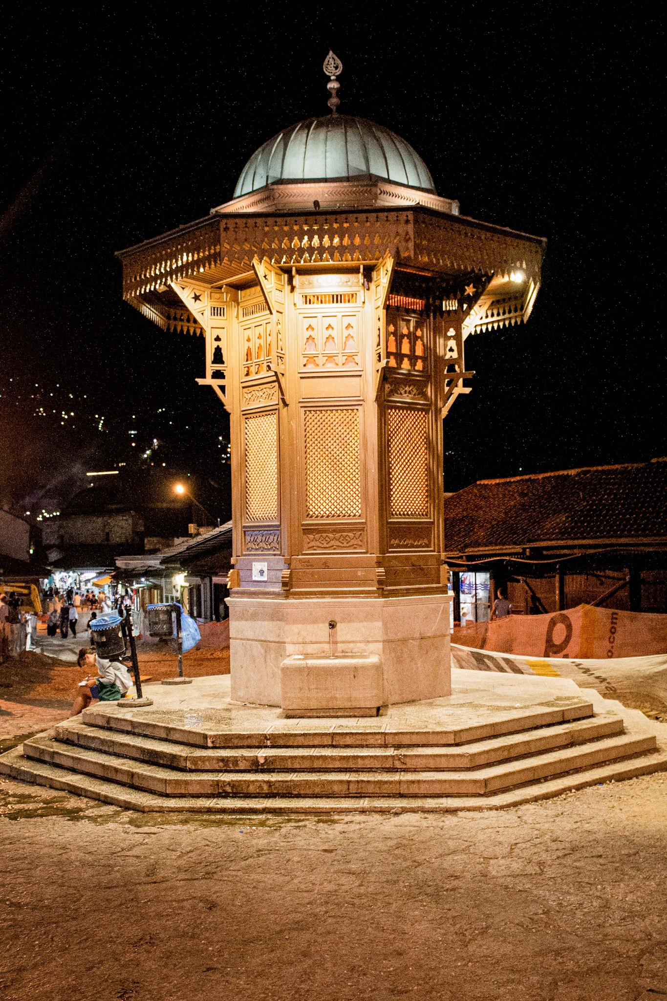 Bosnia-Herzegovina, Sarajevo, Monument