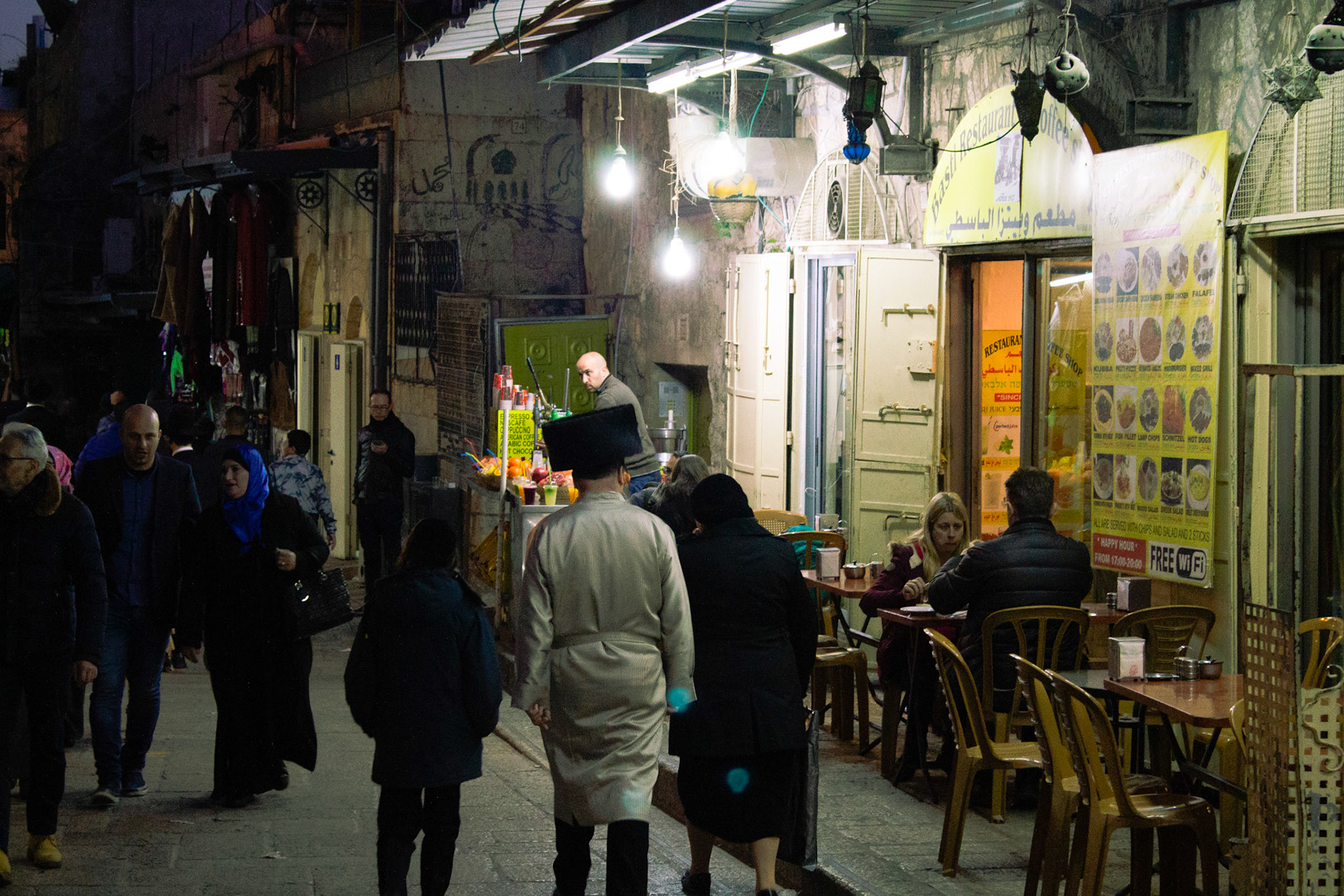 Orthodox jew on his way to the Shabbat, Jerusalem