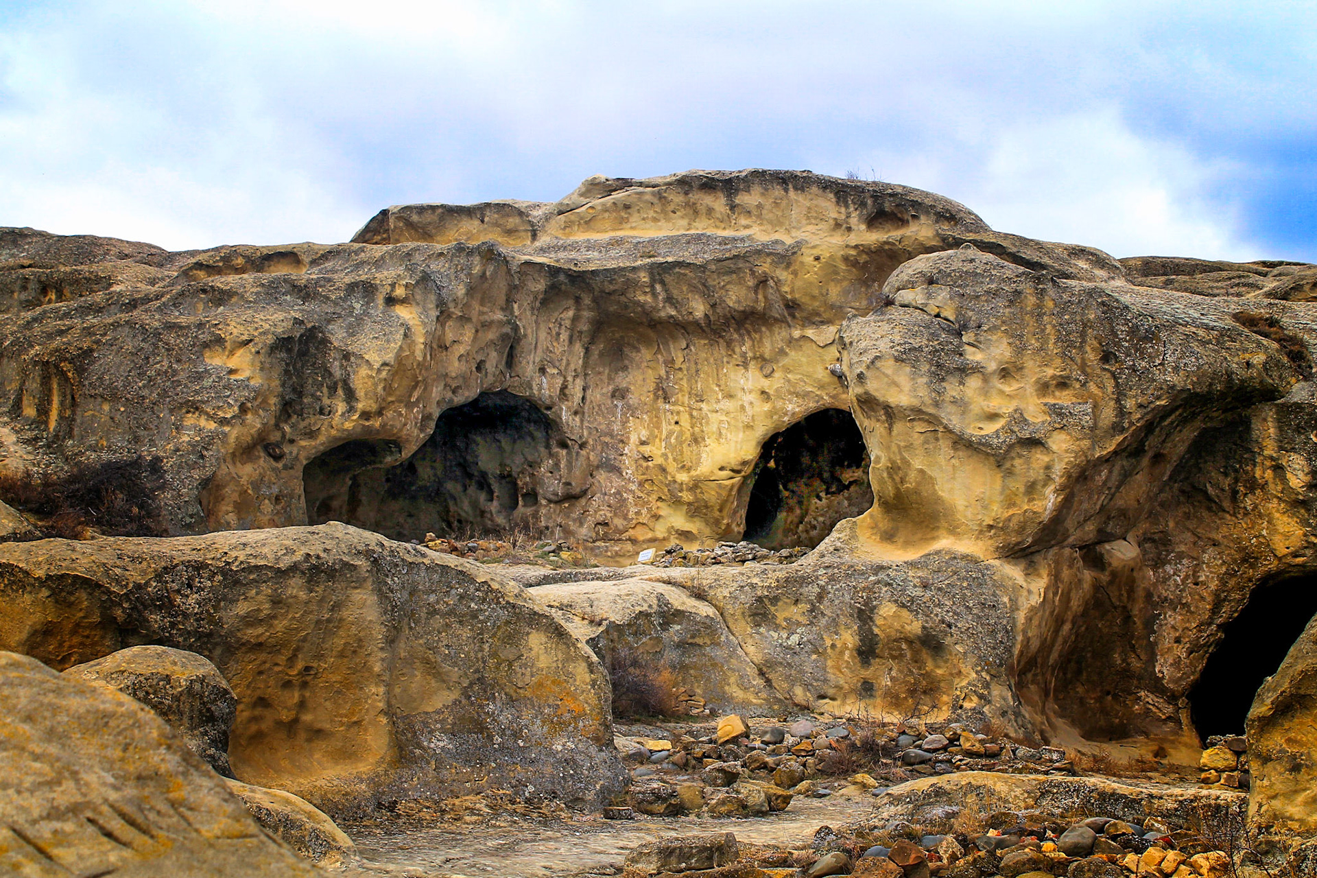 Uplistsikhe cave town, Gori