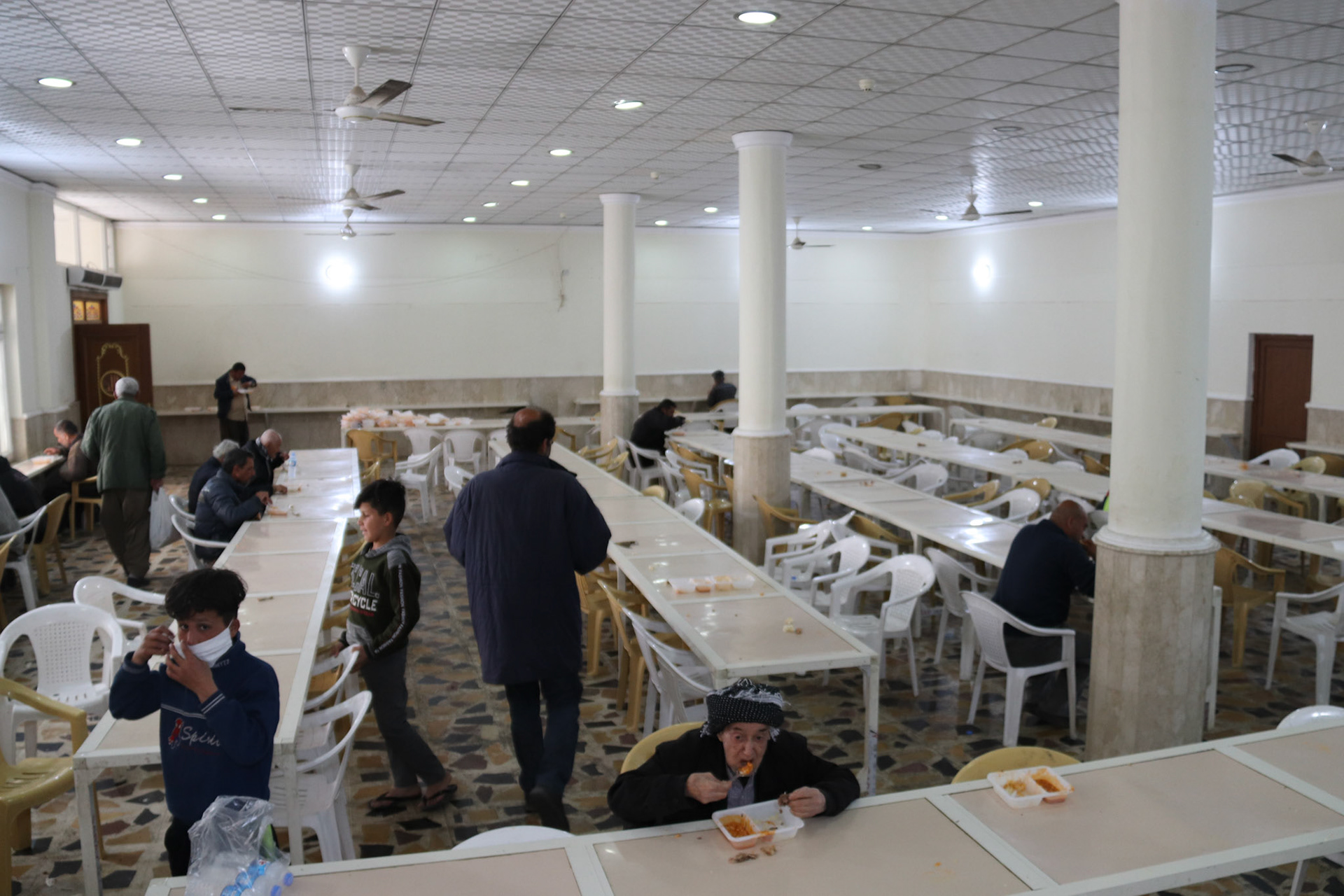 Soup kitchen at Sulaimani's Great Mosque