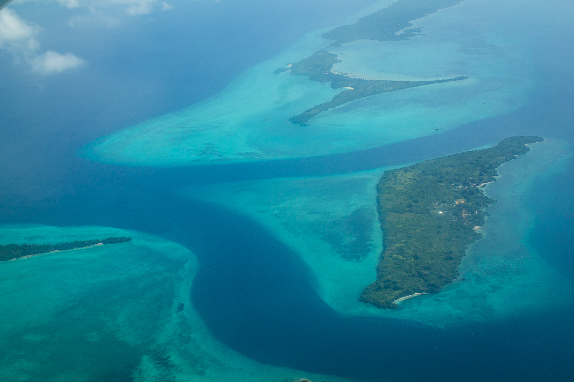 Islands arount Zanzibar from above