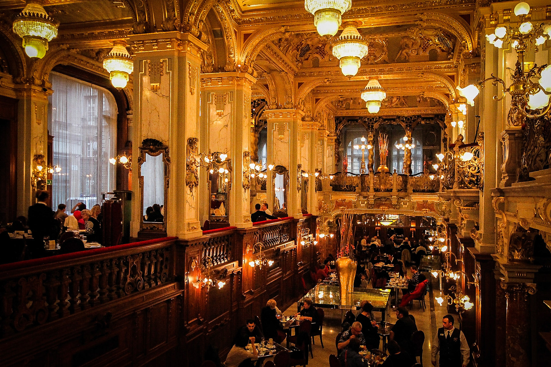 New York cafe, Budapest