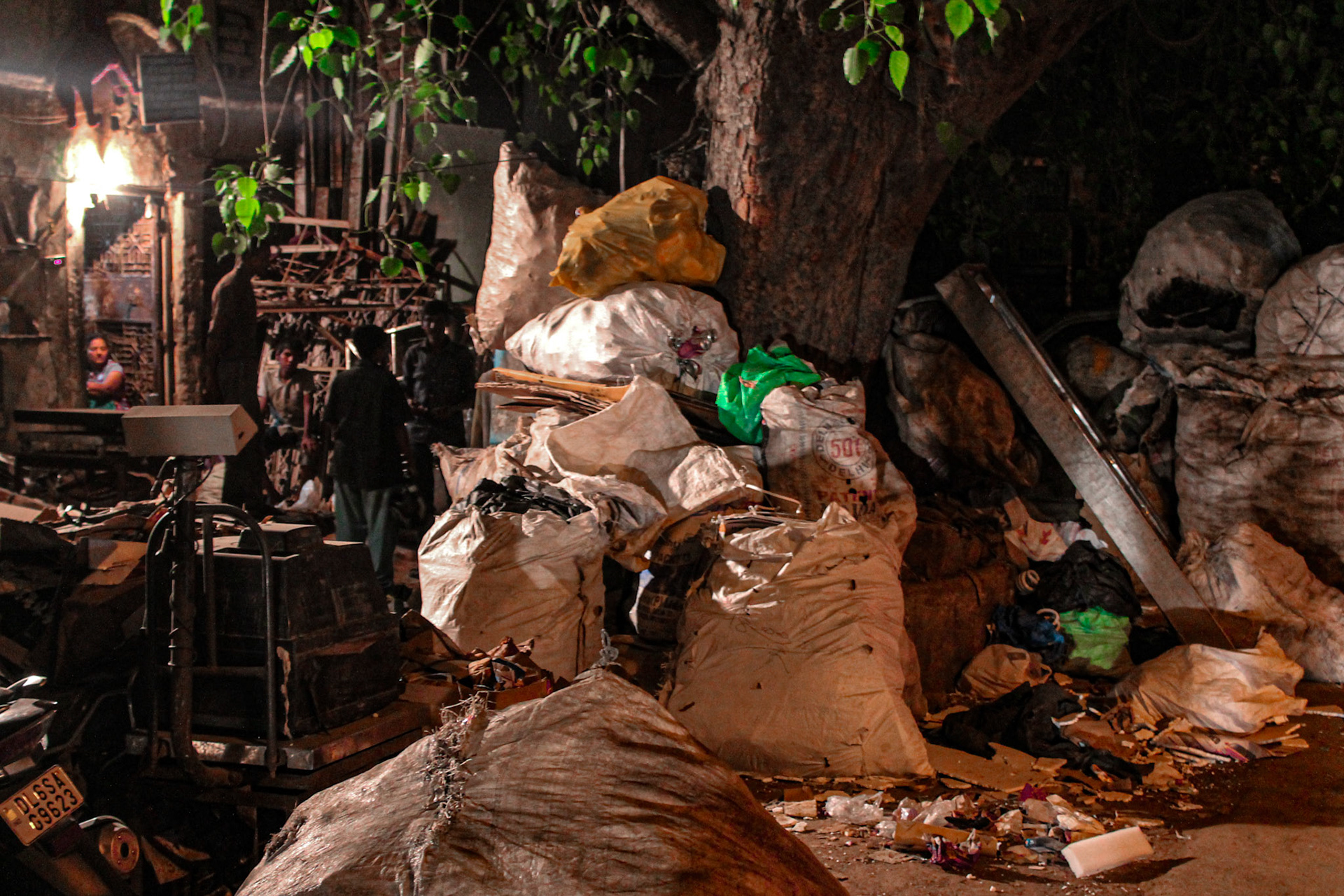 Small scale recycling operation, New Delhi