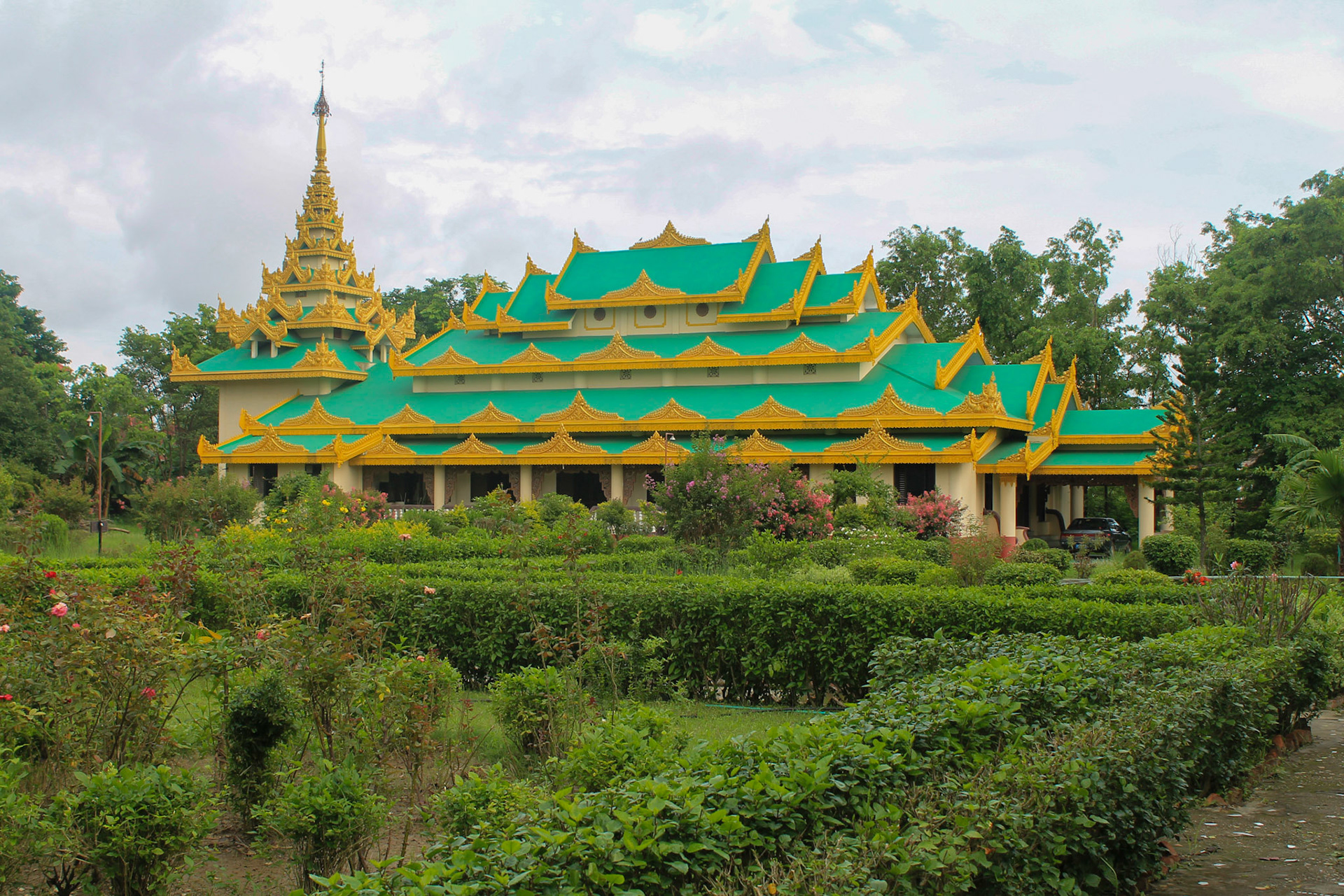 Myanmar temple, Lumbini