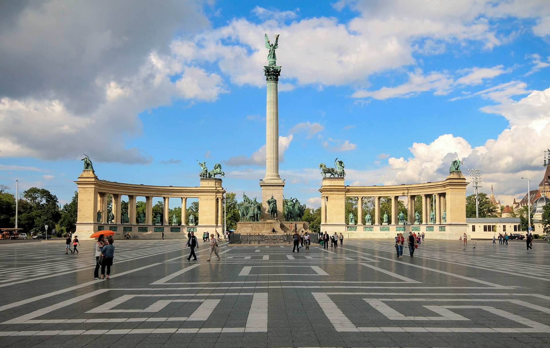 Heroes' Square, Budapest