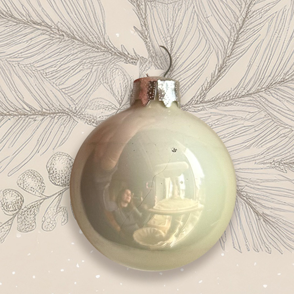 White Gloss | Glass| 5.5 cm | 5 Available |