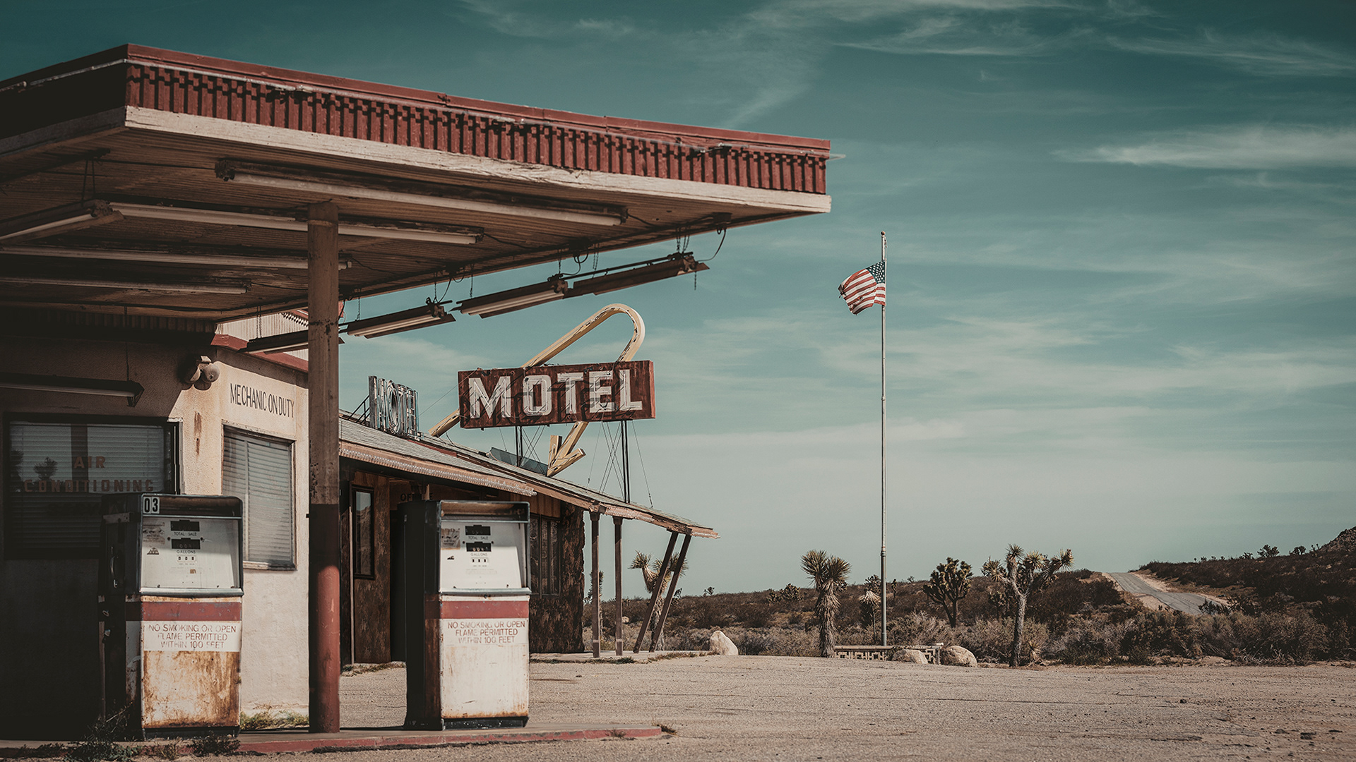 4 aces motel / filmset