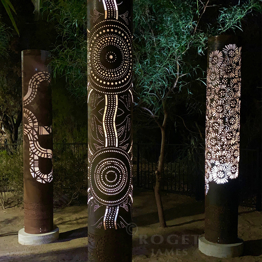 FIONA STANLEY - TOTEMS