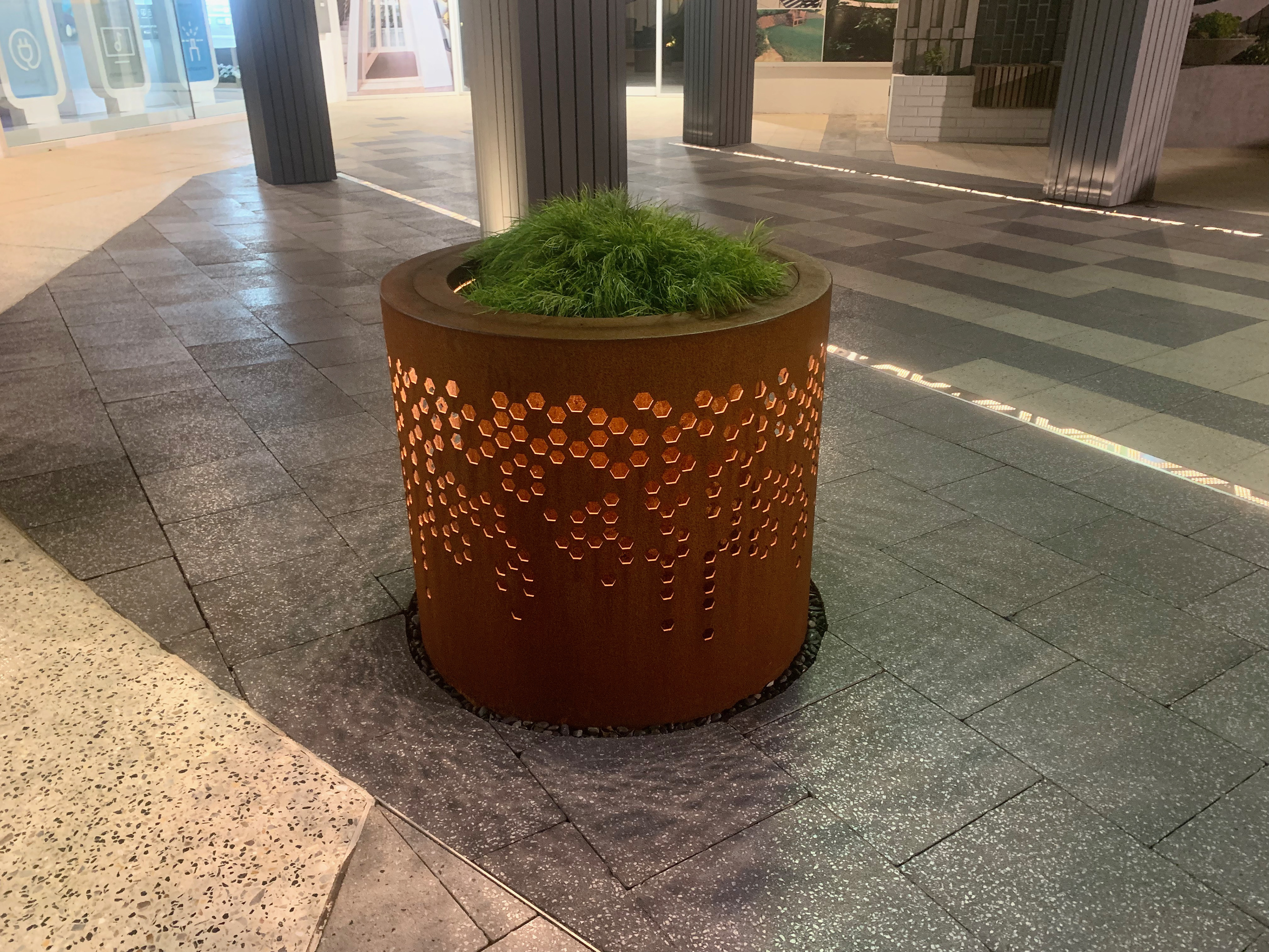 PLANTER