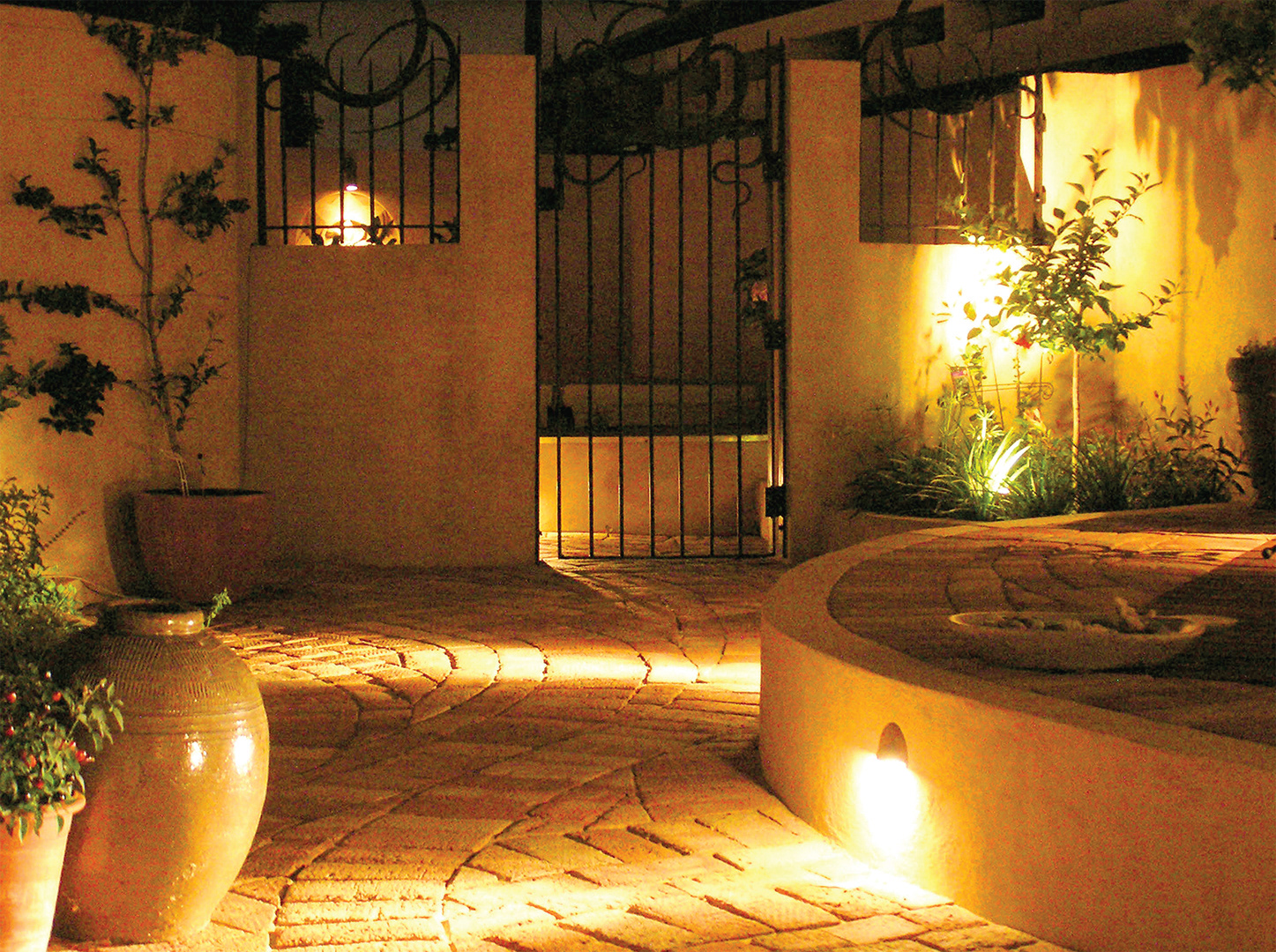 TO SPA NIGHT