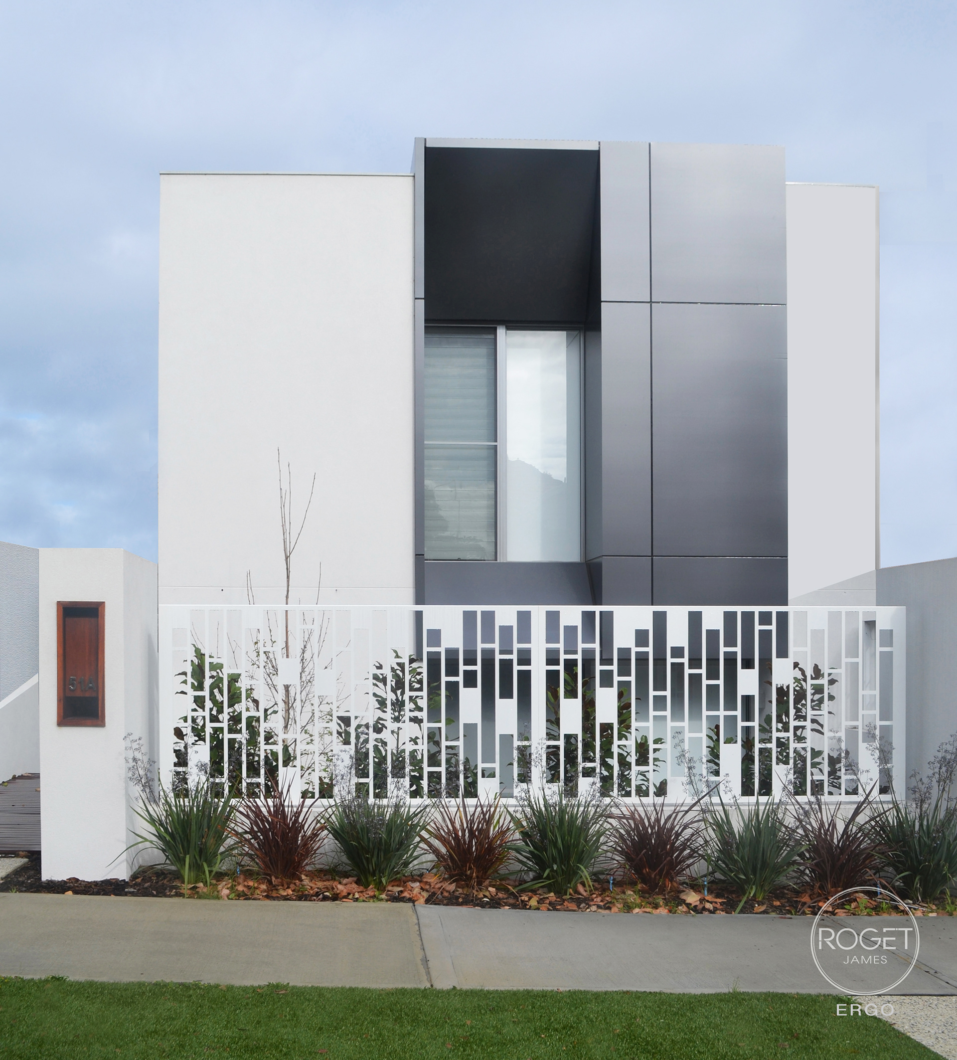 Ergo Residential feature fencing 