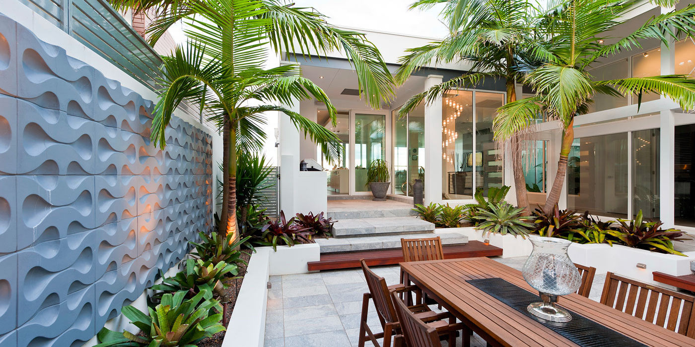 HOOJBA ( QLD Residence)
