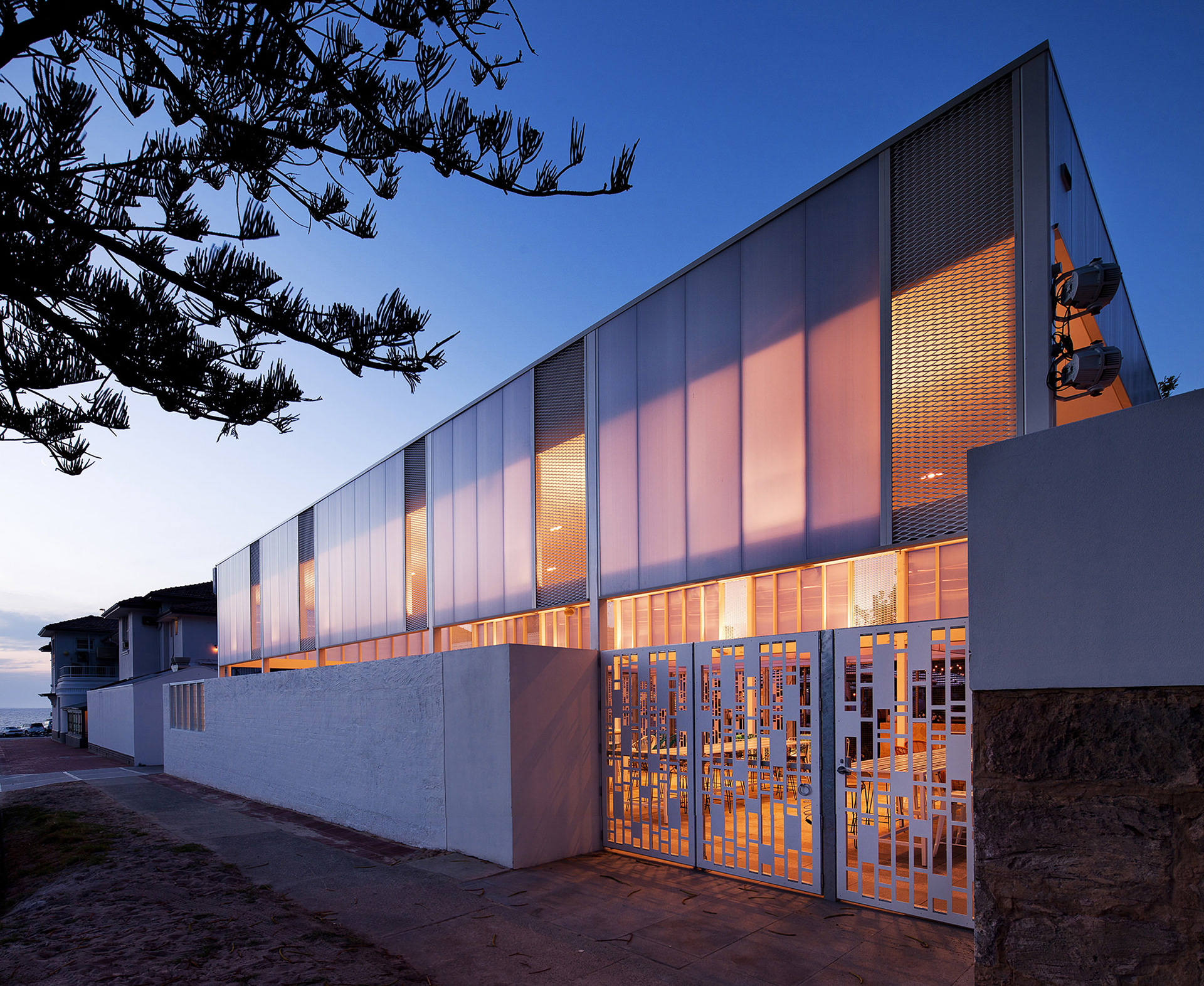 ERGO (Cottesloe hotel - MJA Architects)