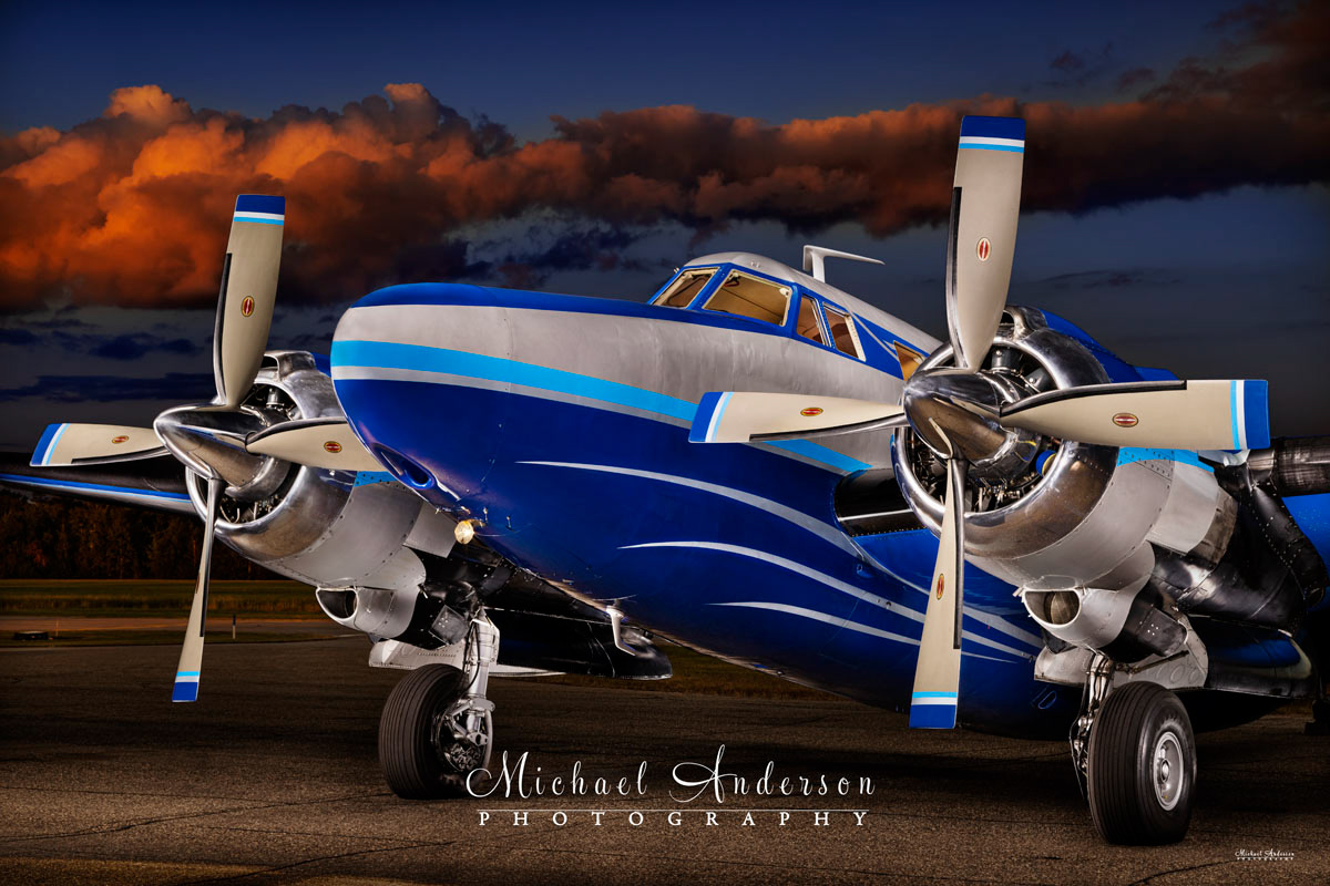 A cool light painted photograph of the Pratt & Whitney R-2800 Double Wasp engines of the Howard 500 N500LN.