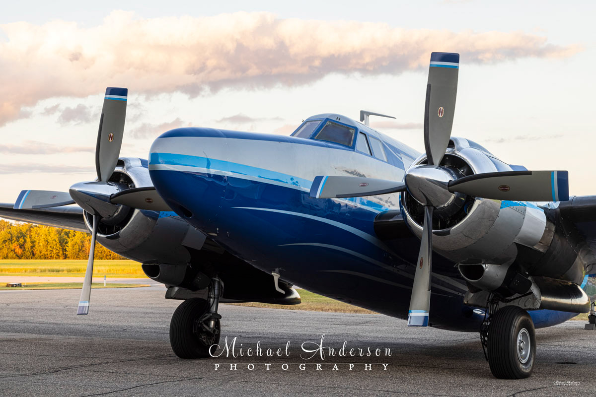 The pre-light painting photo of the twin Pratt & Whitney R-2800 Double Wasp engines on the Howard 500 N500LN.