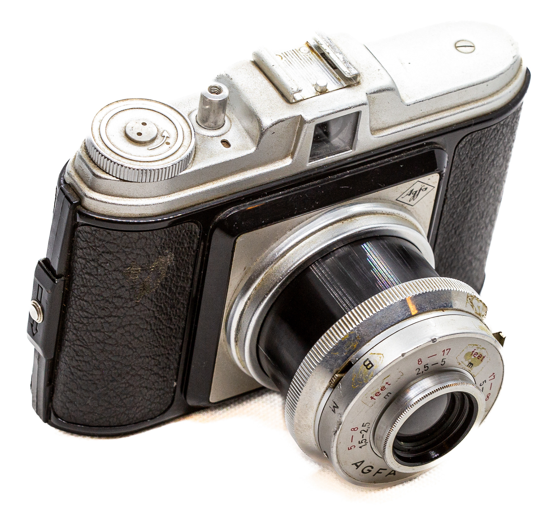 Agfa Isola I z wysuniętym obiektywem - © 2023 Tomasz Ryś