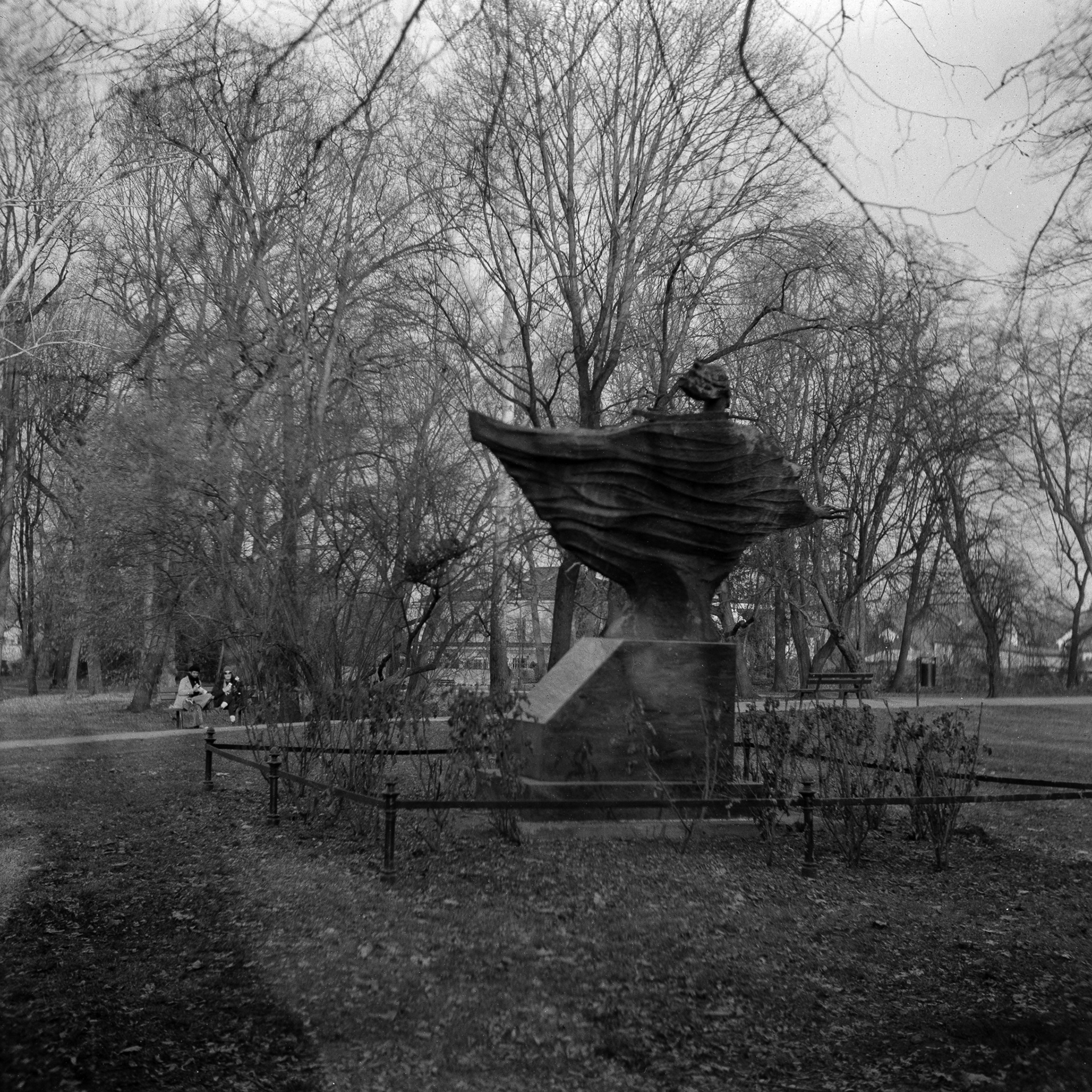 Park Decjusza w Krakowie - © 2026 Tomasz Ryś