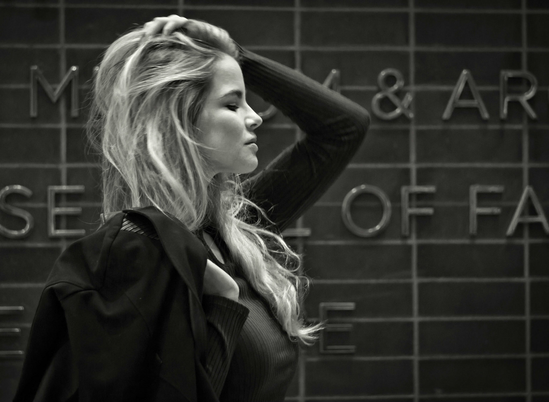 Nonchalant Beauty