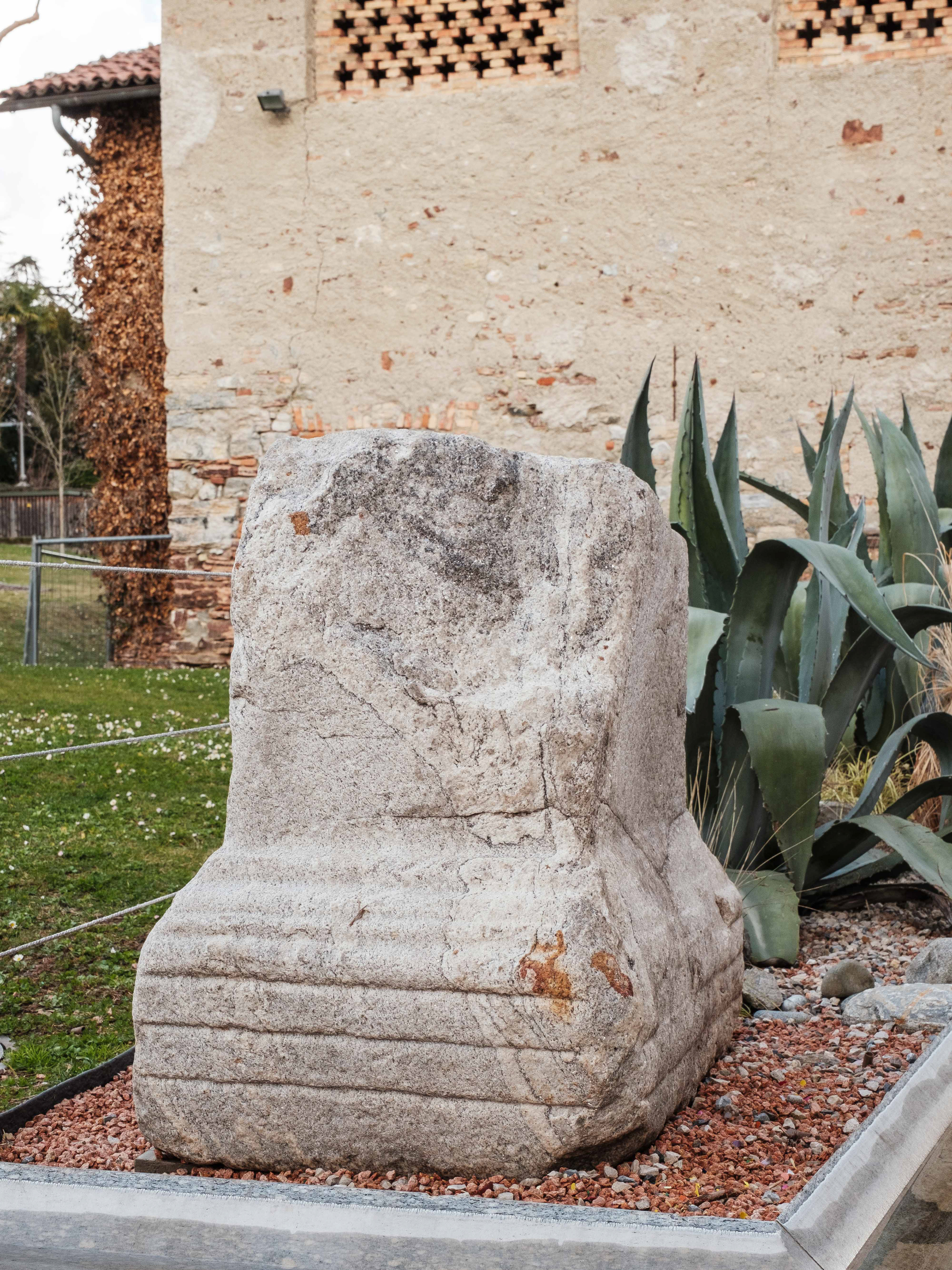 Frammento d'Ara romana, 2024 (Francesco Tadini)