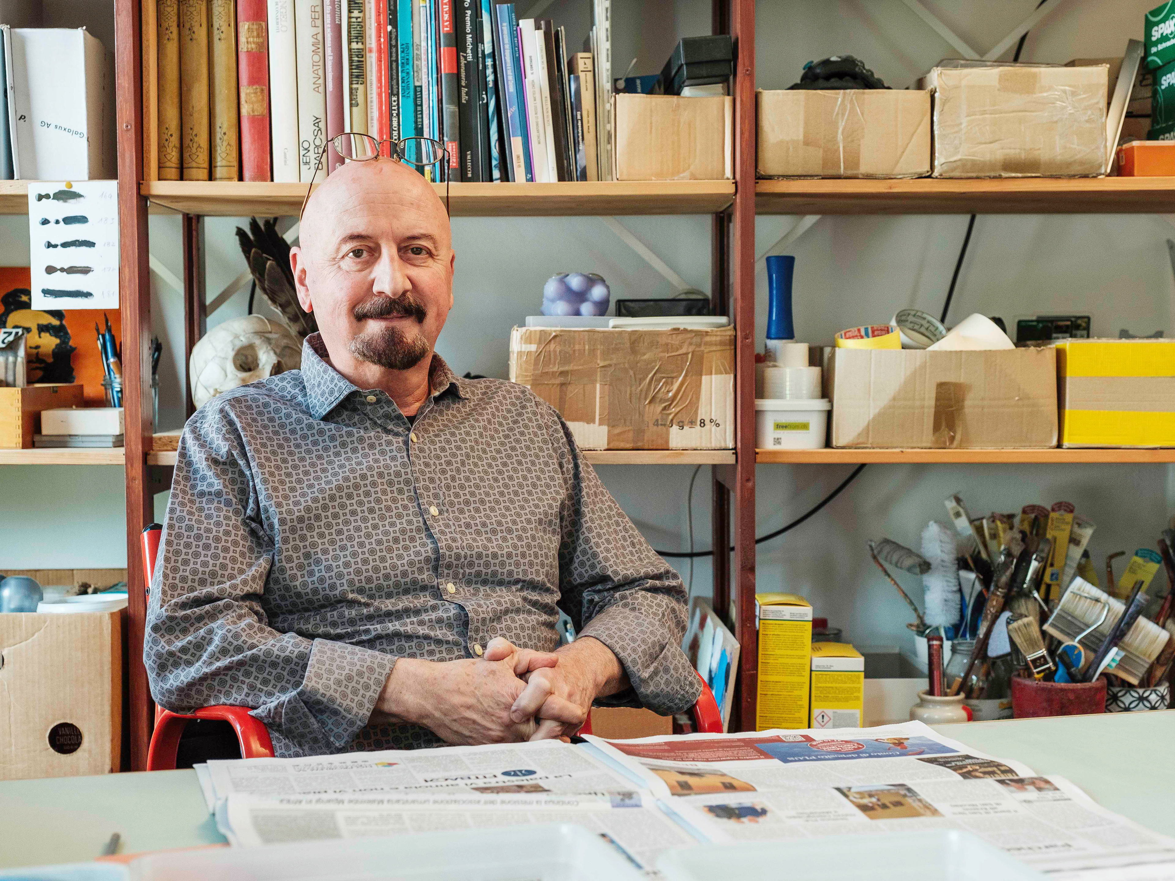Fabrizio Soldini nel suo Atelier a Novazzano, 2024