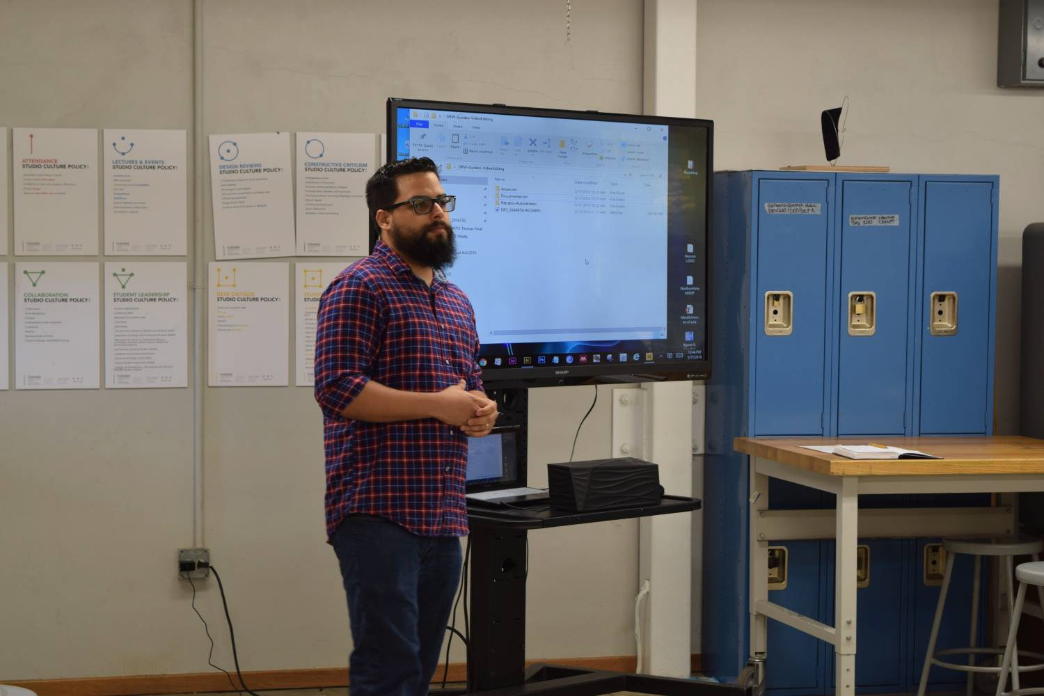 Design Review Week 2016 - Curso Video Editing