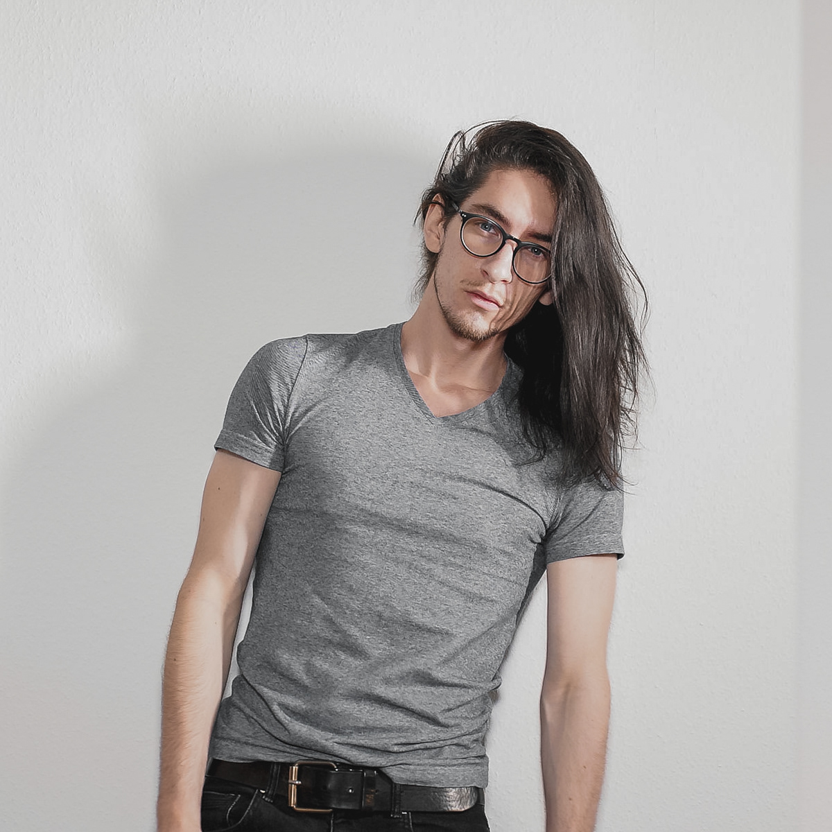Director, Designer, Filmmaker, Animation-, Motion Design- and VXF-Artist Simon Spieske.