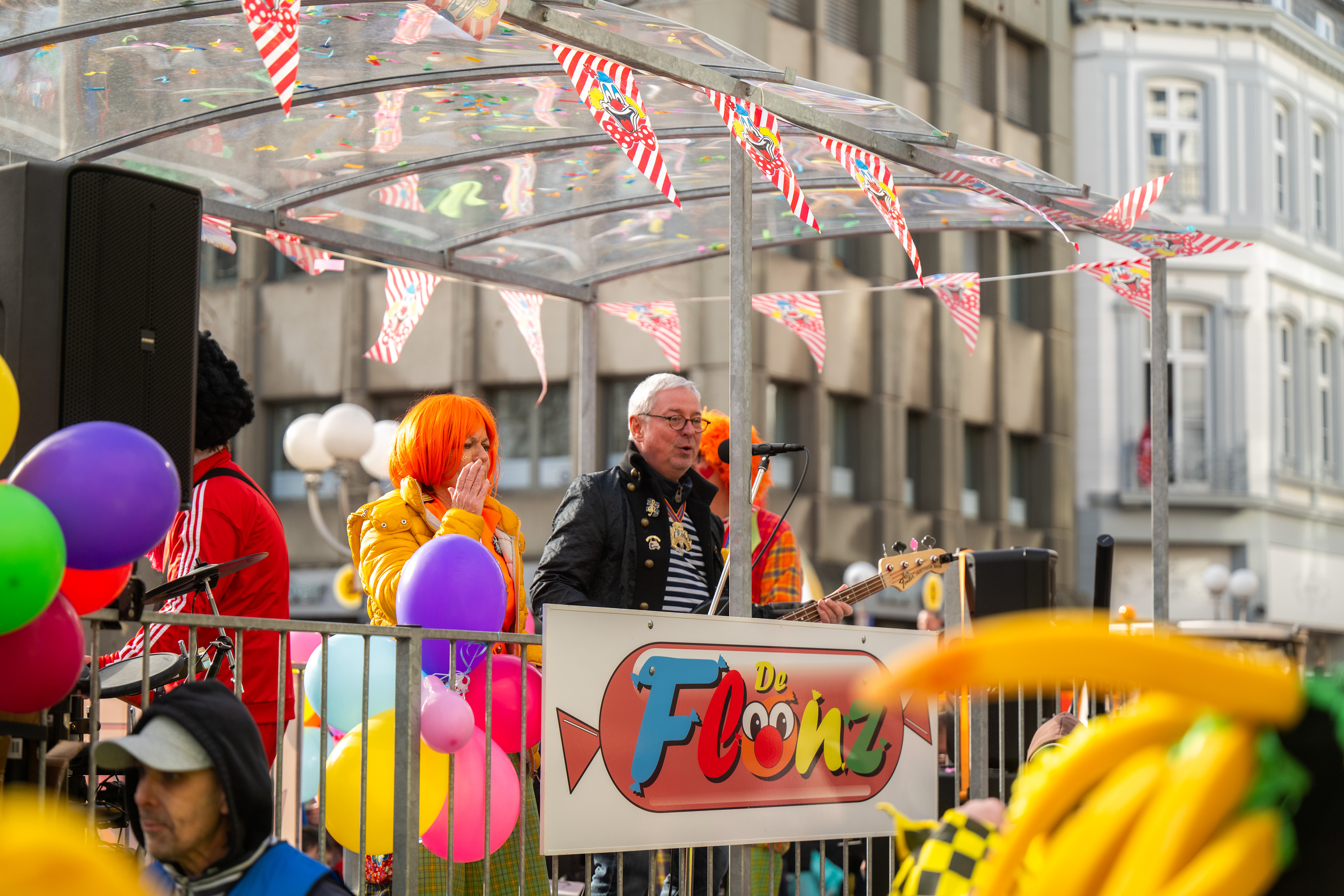 De Flönz / Rosenmontagszug Bonn 2024