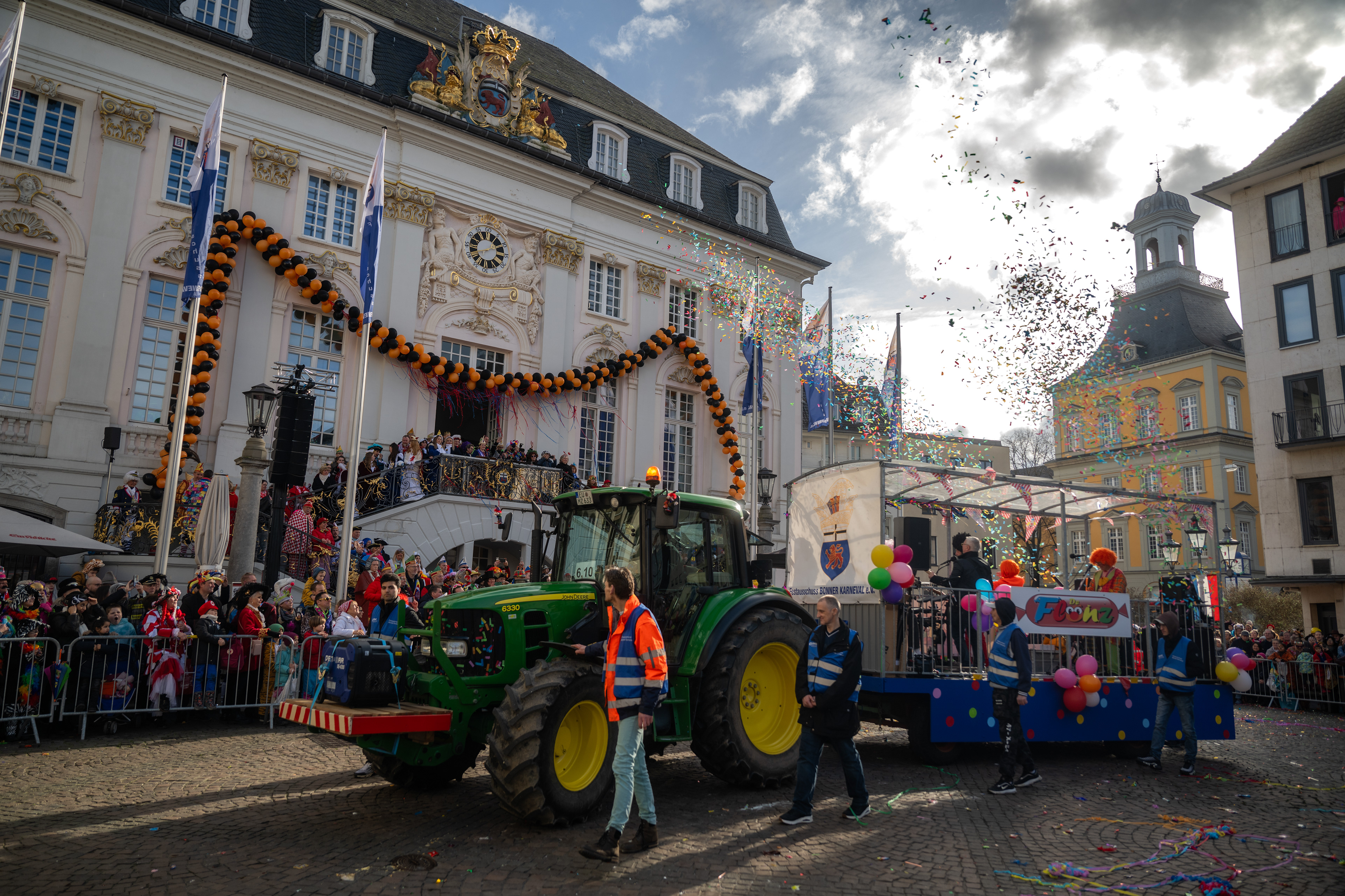 De Flönz / Rosenmontagszug Bonn 2024