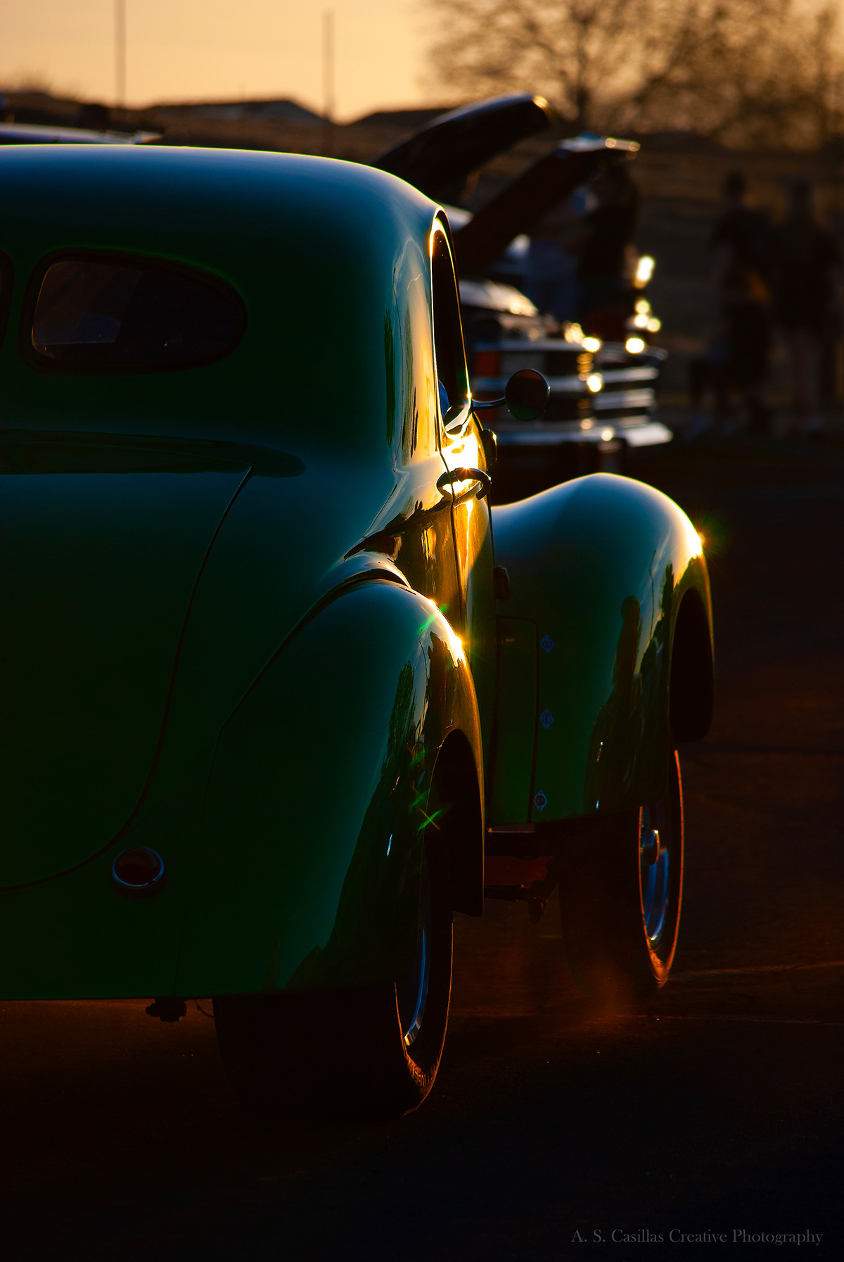 Amber Roads & Chrome Dreams Anthony Casillas Photography ART 1401 Digital Photography I