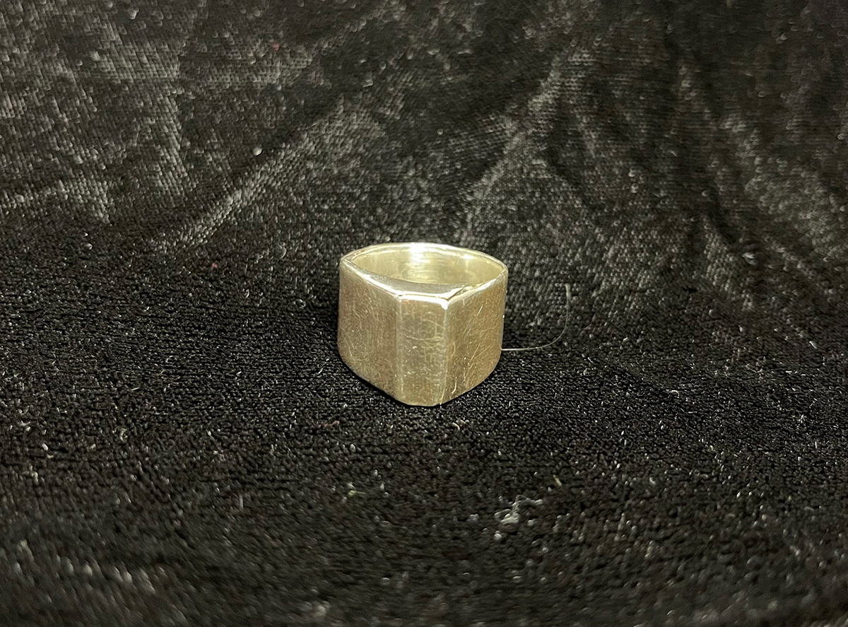 Silver Ring, Ava Gemmell