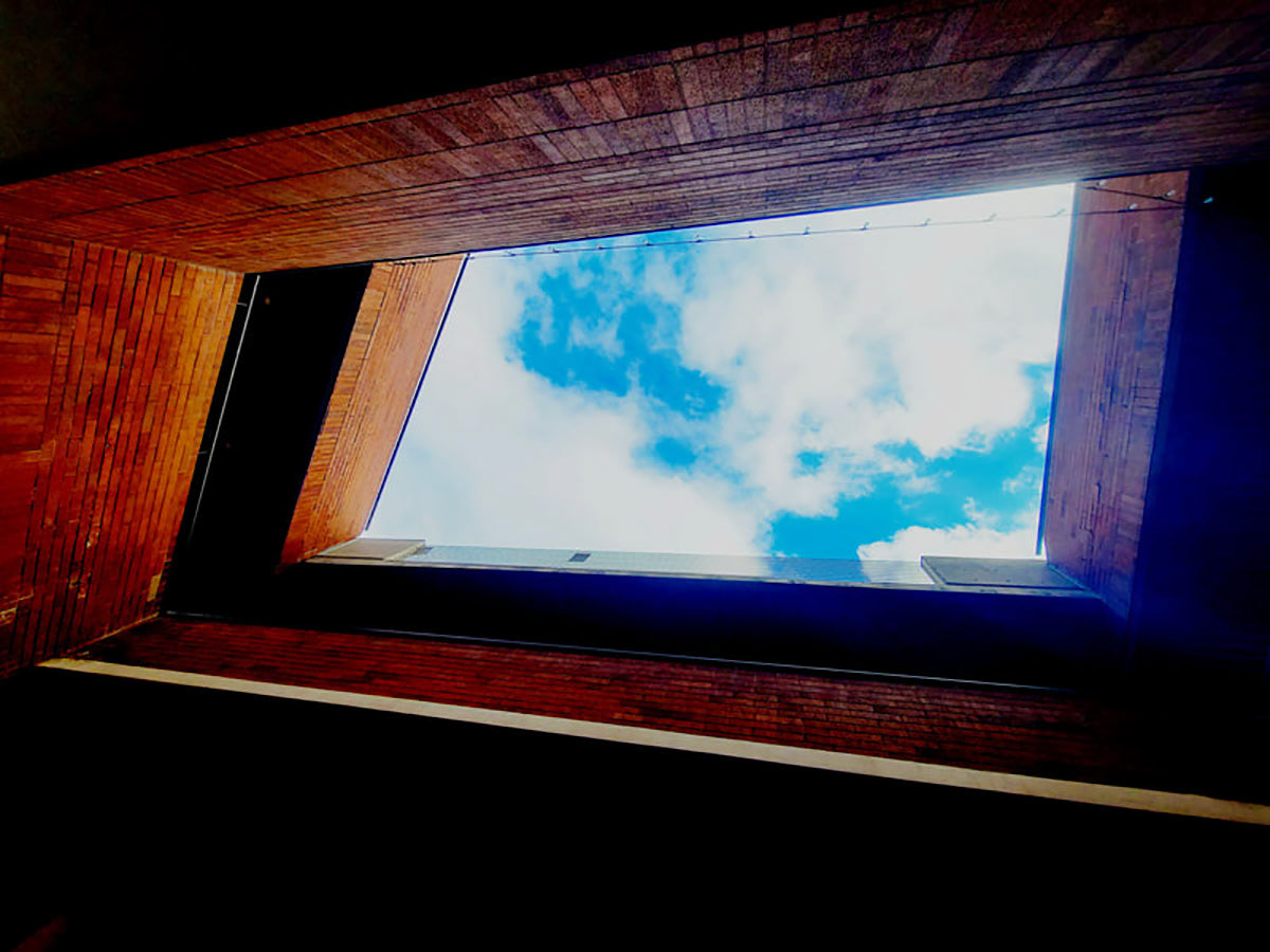Window to the infinite Jessica Porras Photography ART 1401 Digital Photography I