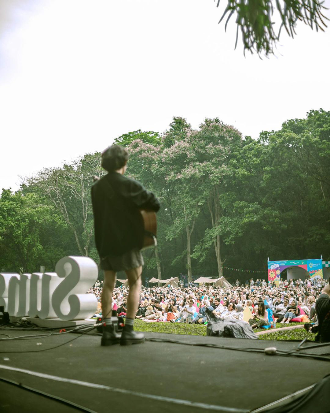 Juicy Luicy at Sunset di Kebun Purwodadi 2024