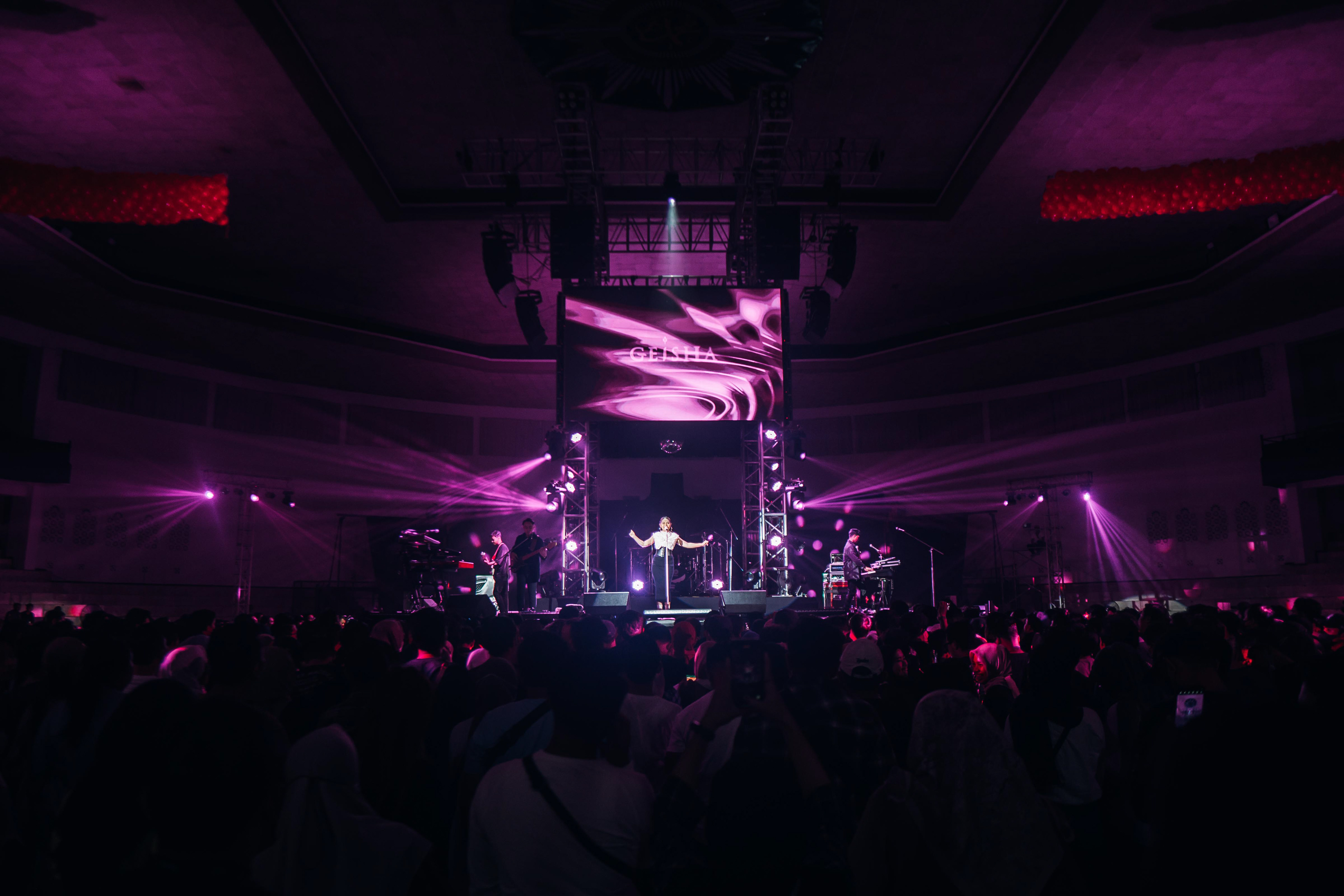 Geisha at Live with Noah Malang