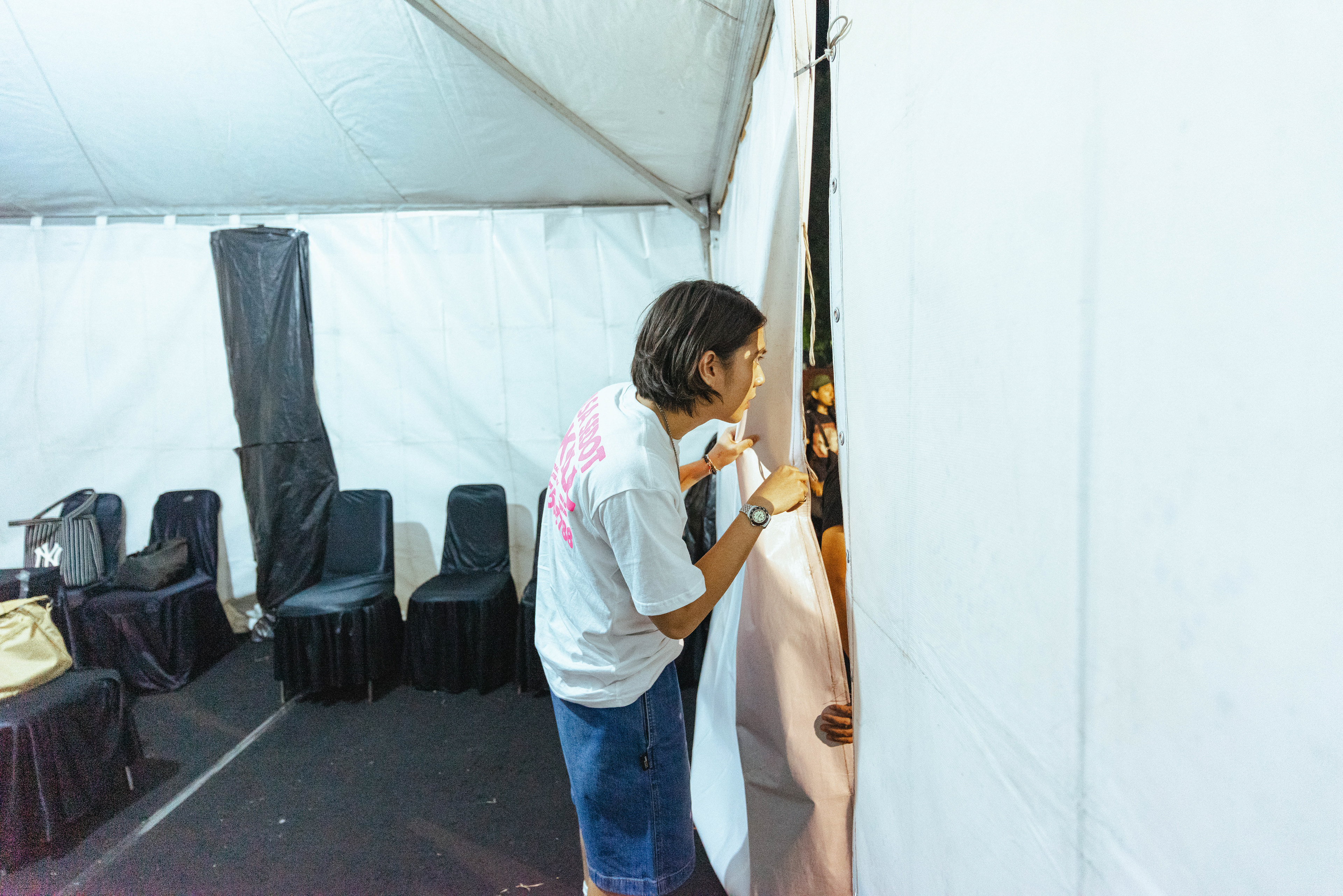 2024 - Oom Leo ft The Vakingshit