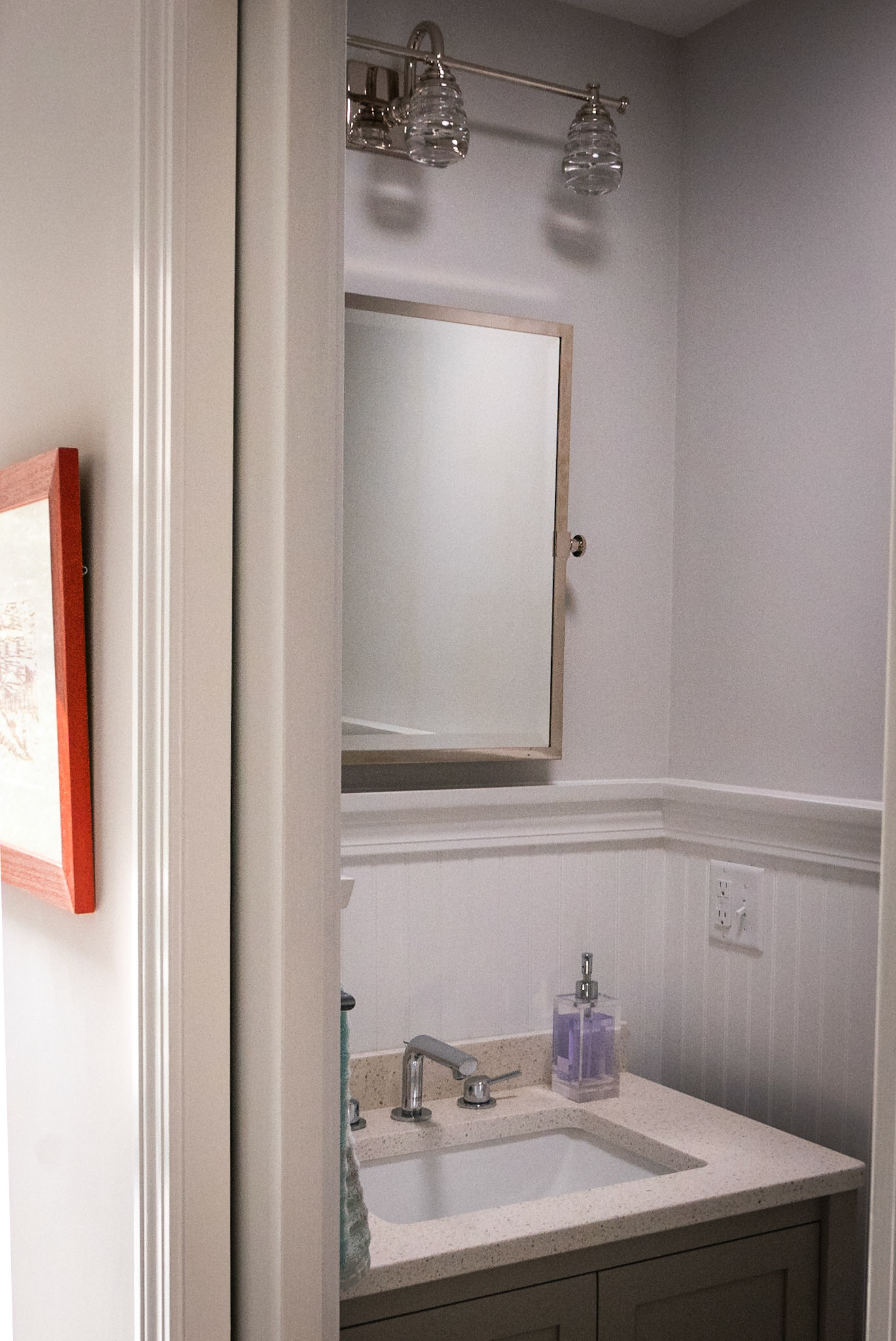 The old breezeway was turned into a powder room, mud room and a laundry.